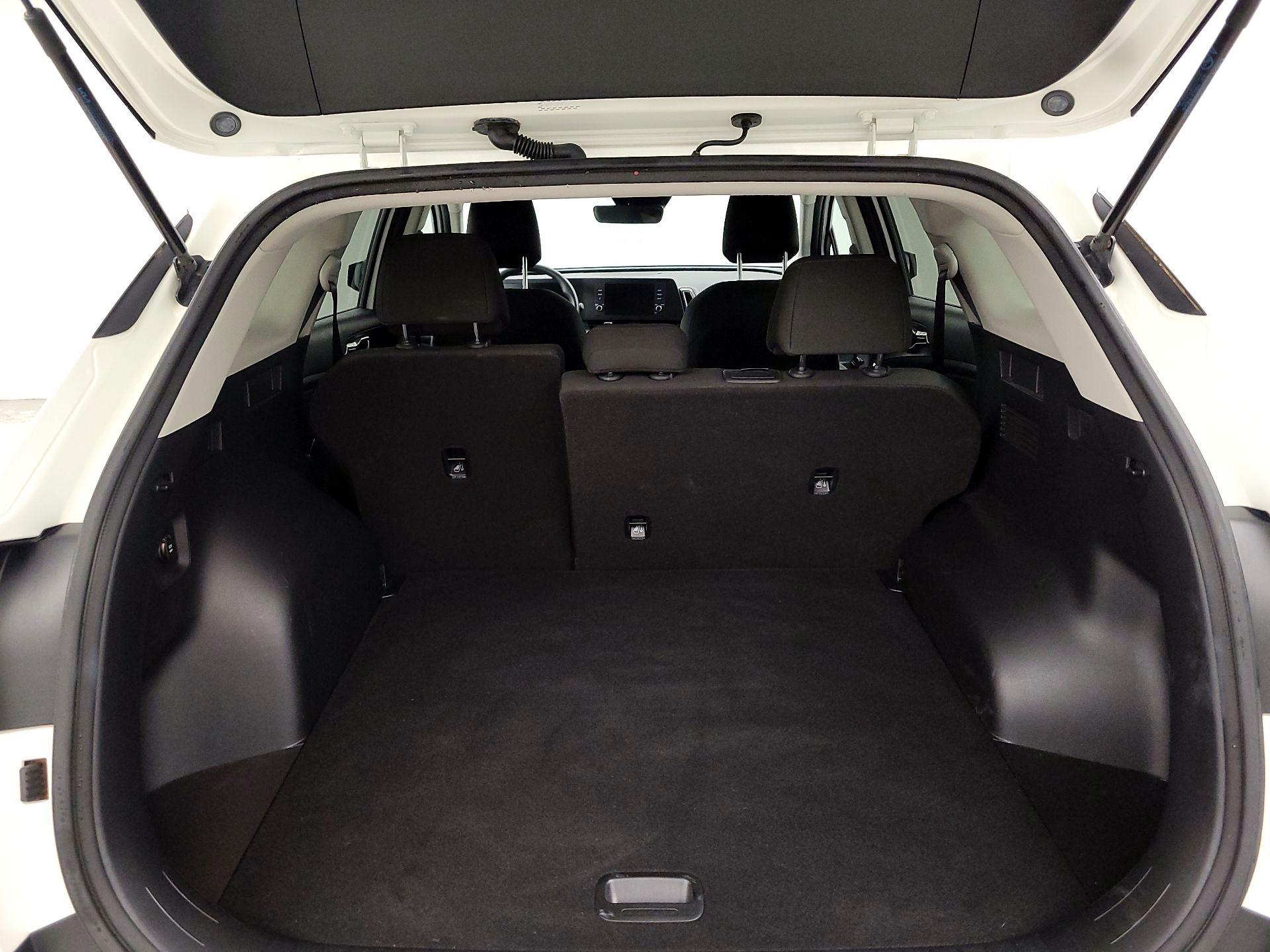 Thumbnail: 2023 Kia Sportage - 20