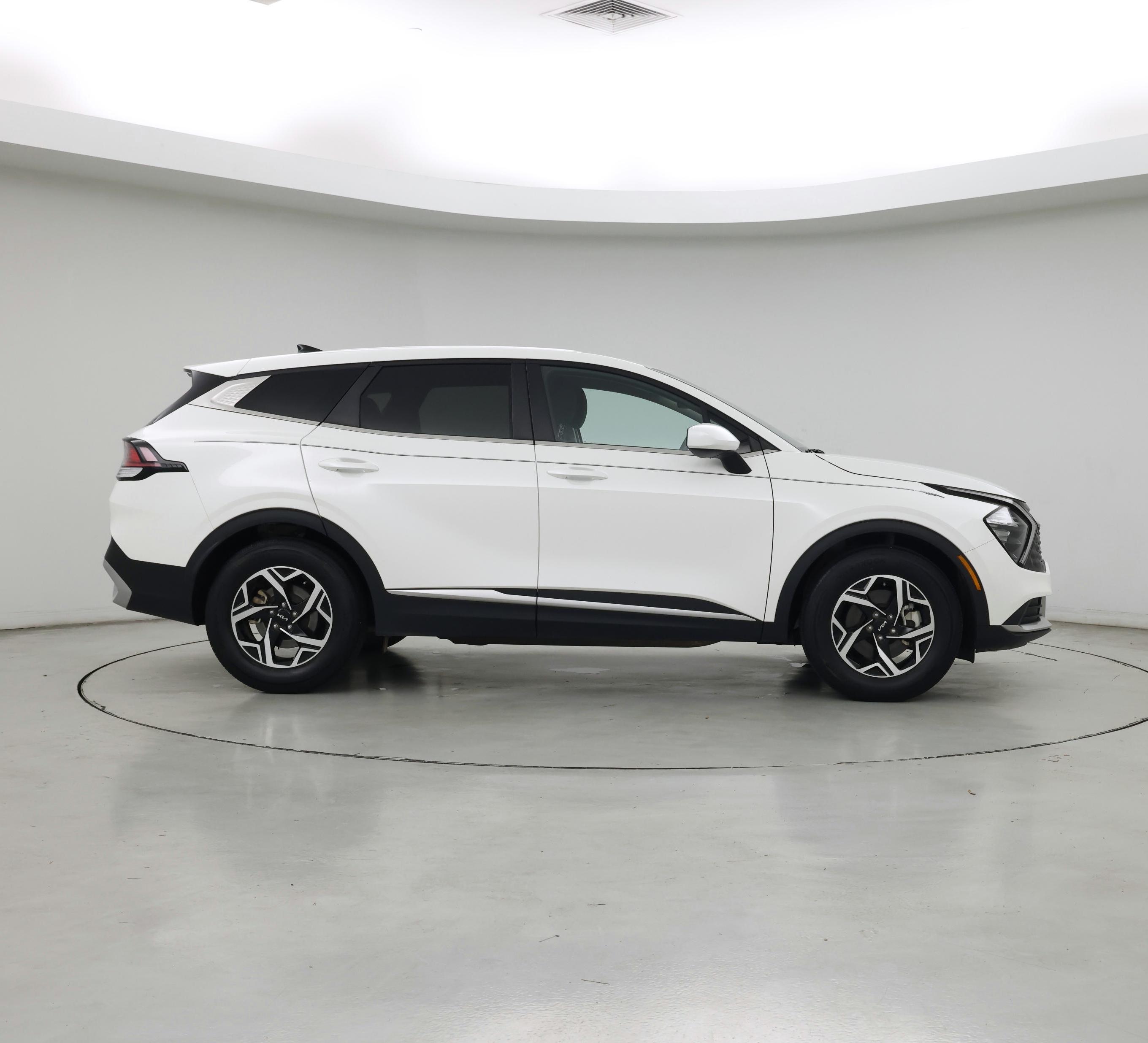 Thumbnail: 2023 Kia Sportage - 7