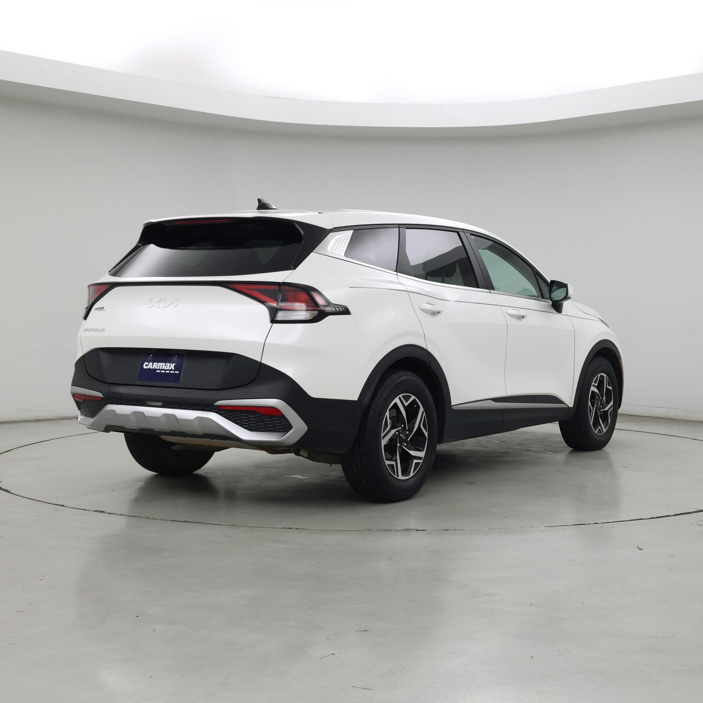 Thumbnail: 2023 Kia Sportage - 8