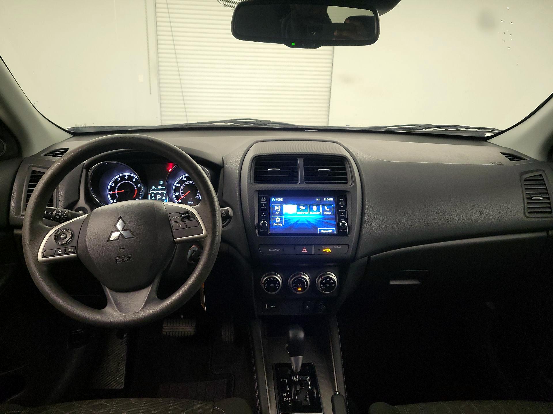 Thumbnail: 2023 Mitsubishi Outlander Sport - 9