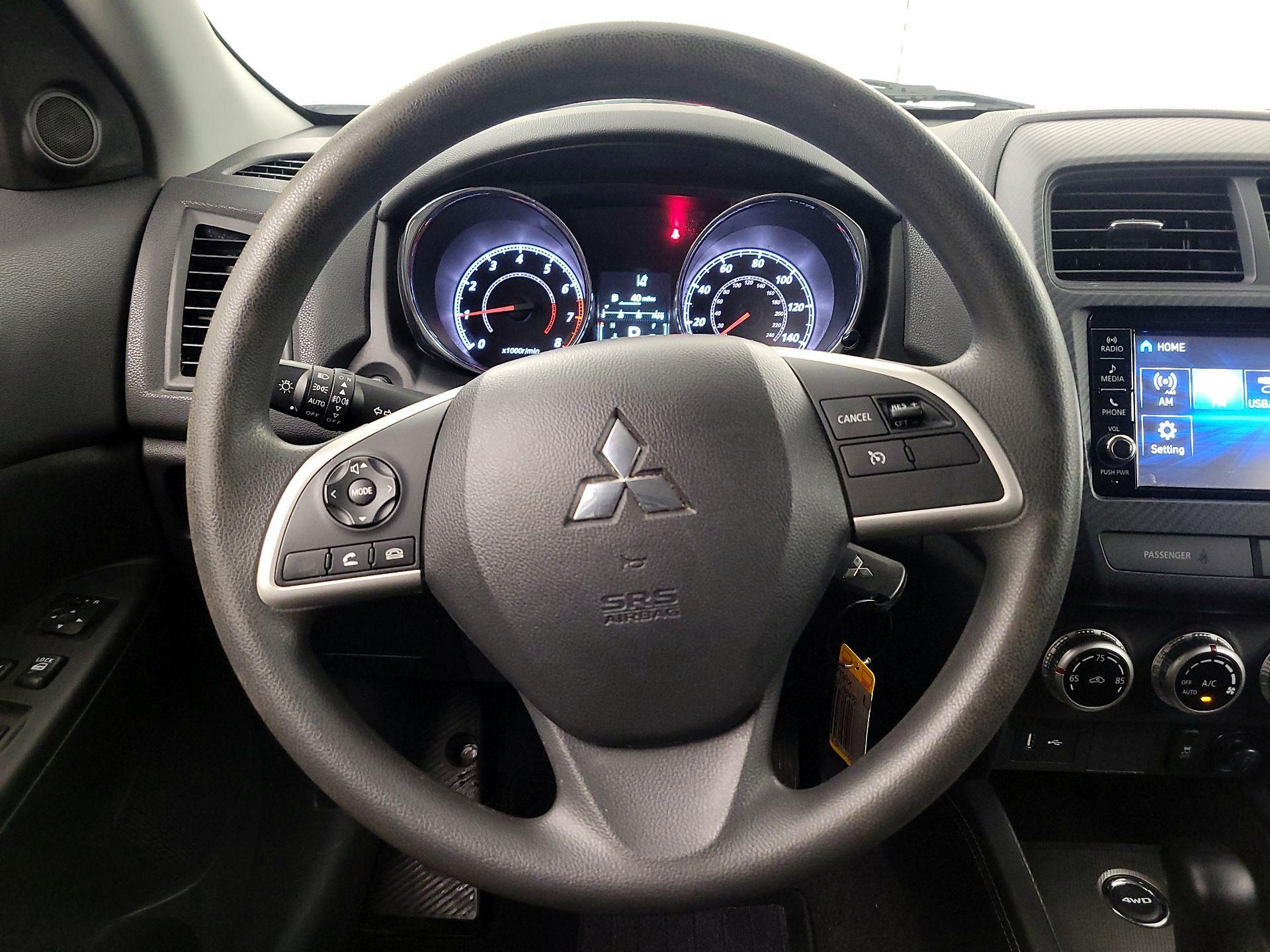 Thumbnail: 2023 Mitsubishi Outlander Sport - 10