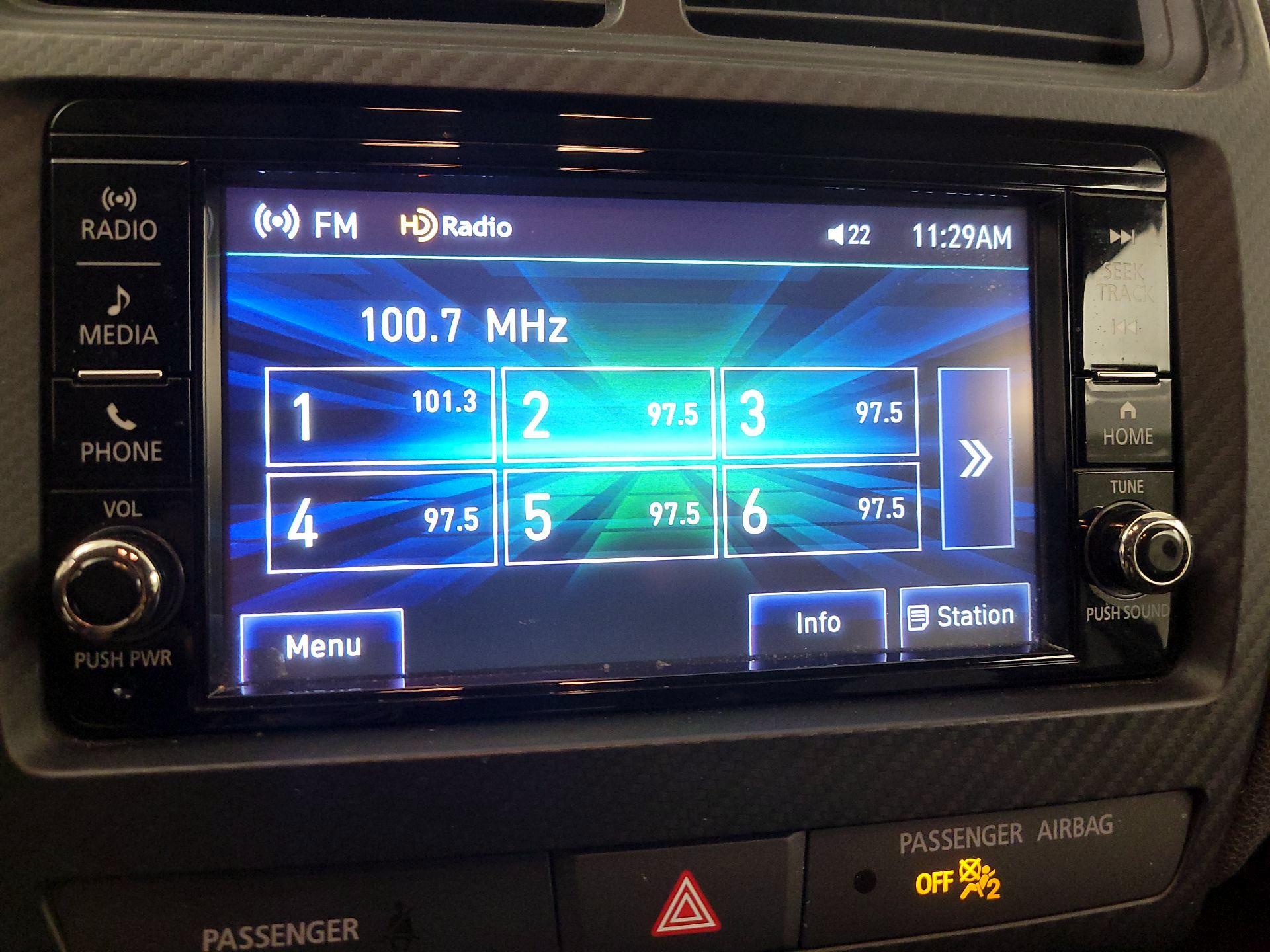 Thumbnail: 2023 Mitsubishi Outlander Sport - 15