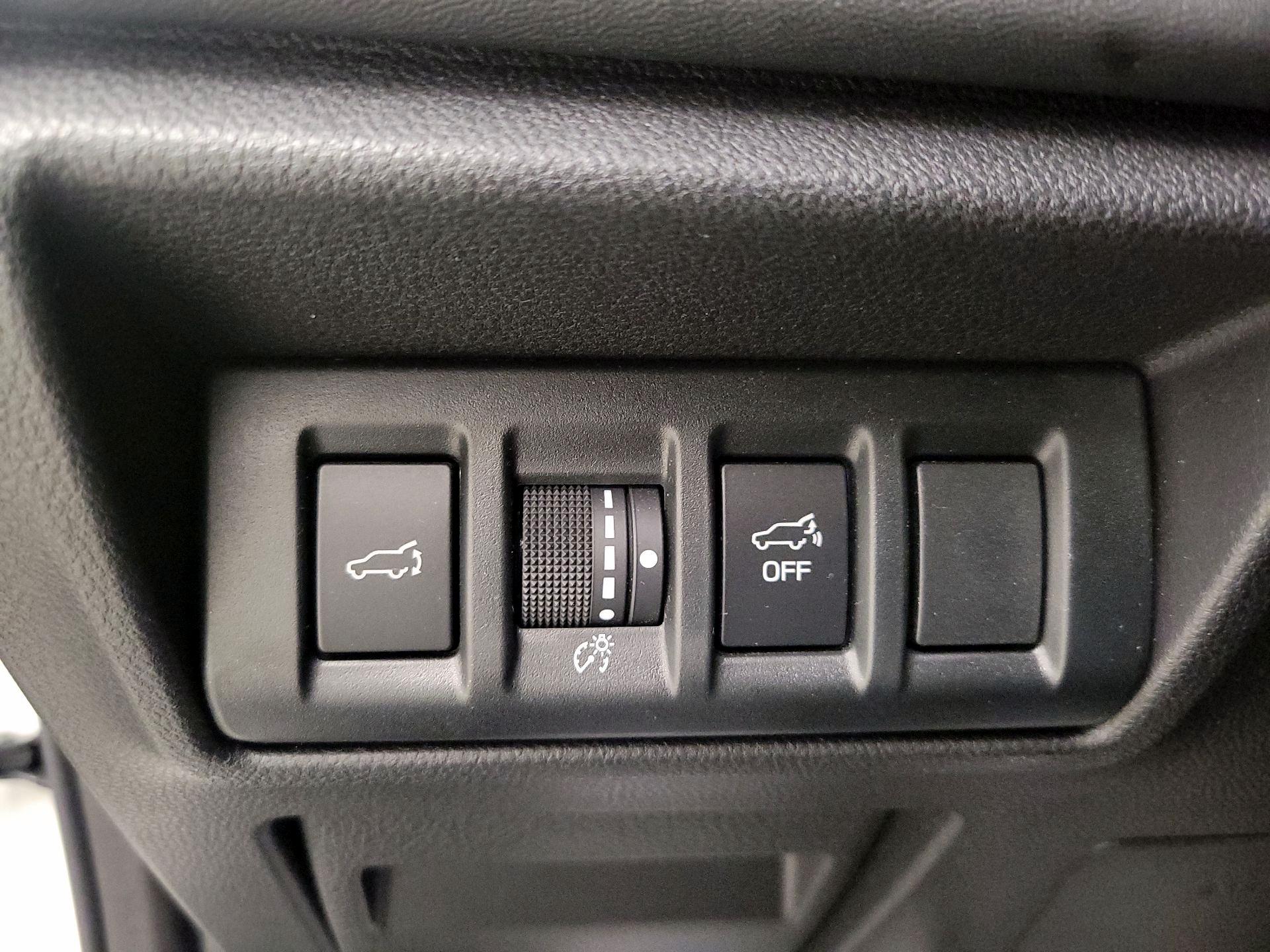 Thumbnail: 2022 Subaru Outback - 13