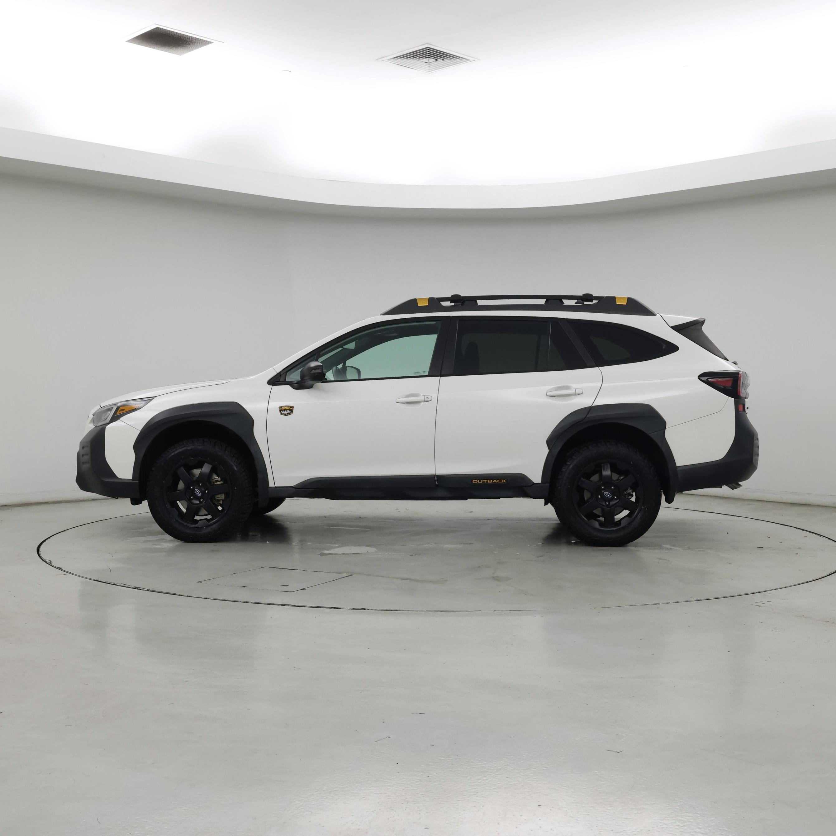 Thumbnail: 2022 Subaru Outback - 3