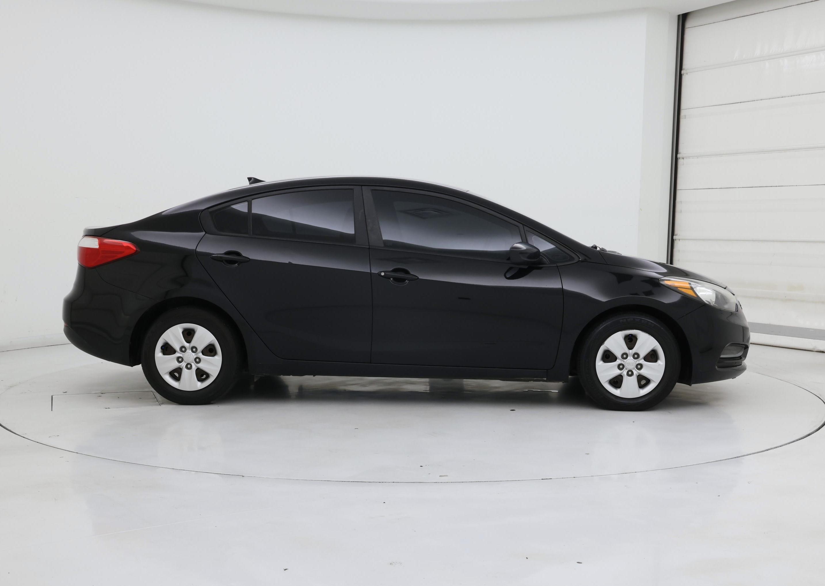 Thumbnail: 2015 Kia Forte - 7