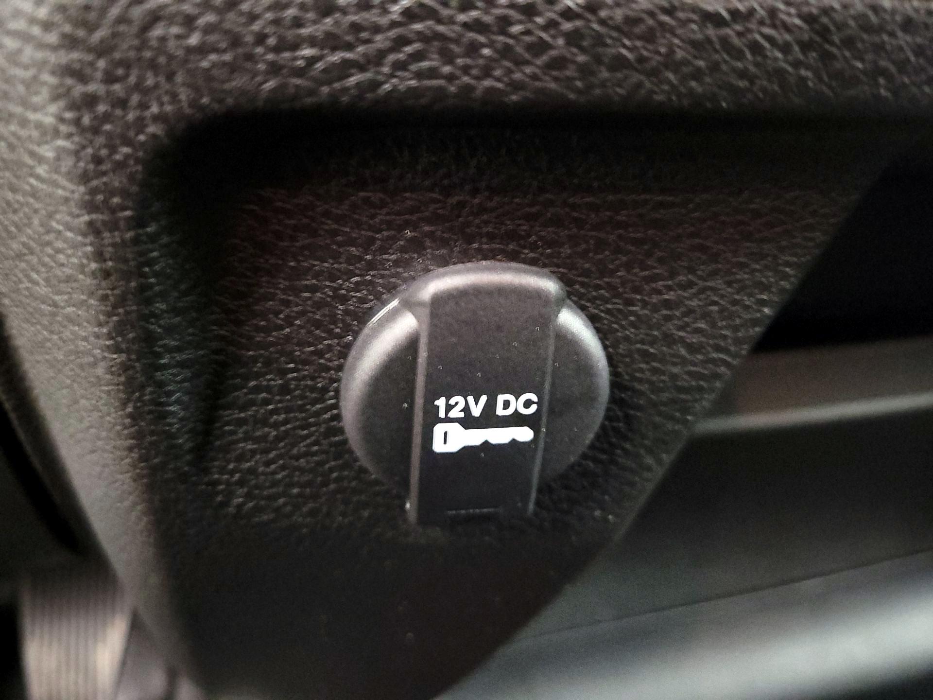 Thumbnail: 2024 RAM 1500 Classic - 18