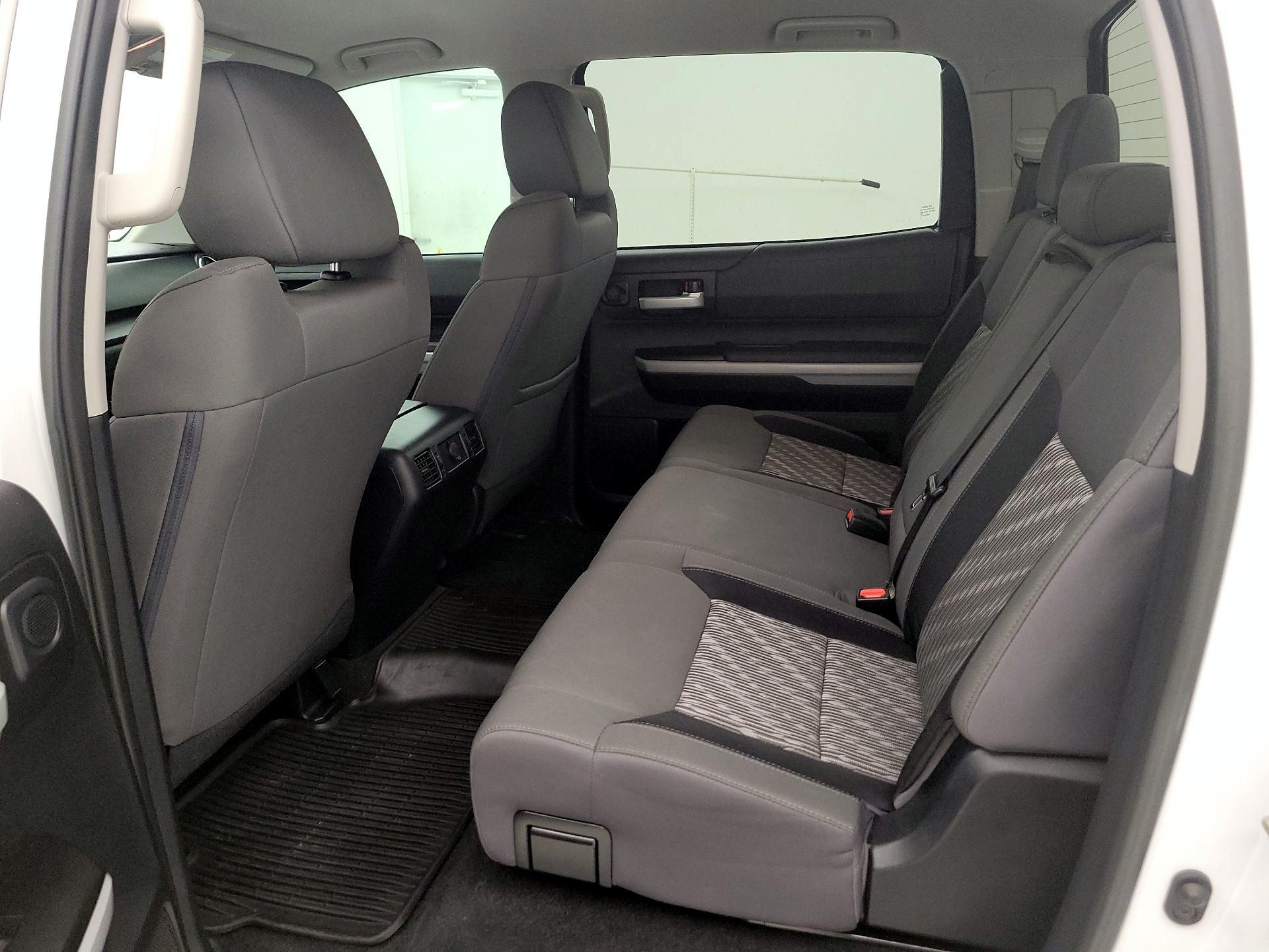 Thumbnail: 2019 Toyota Tundra - 19