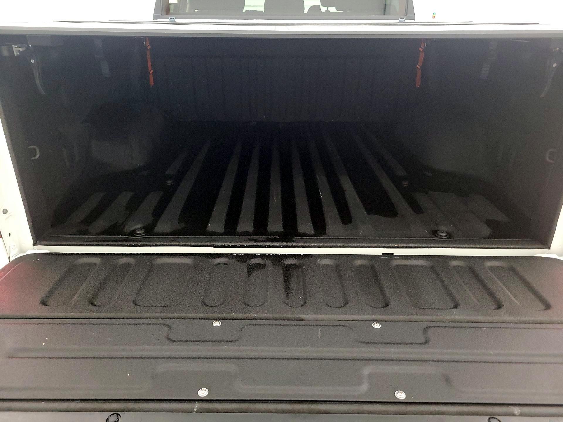 Thumbnail: 2019 Toyota Tundra - 20