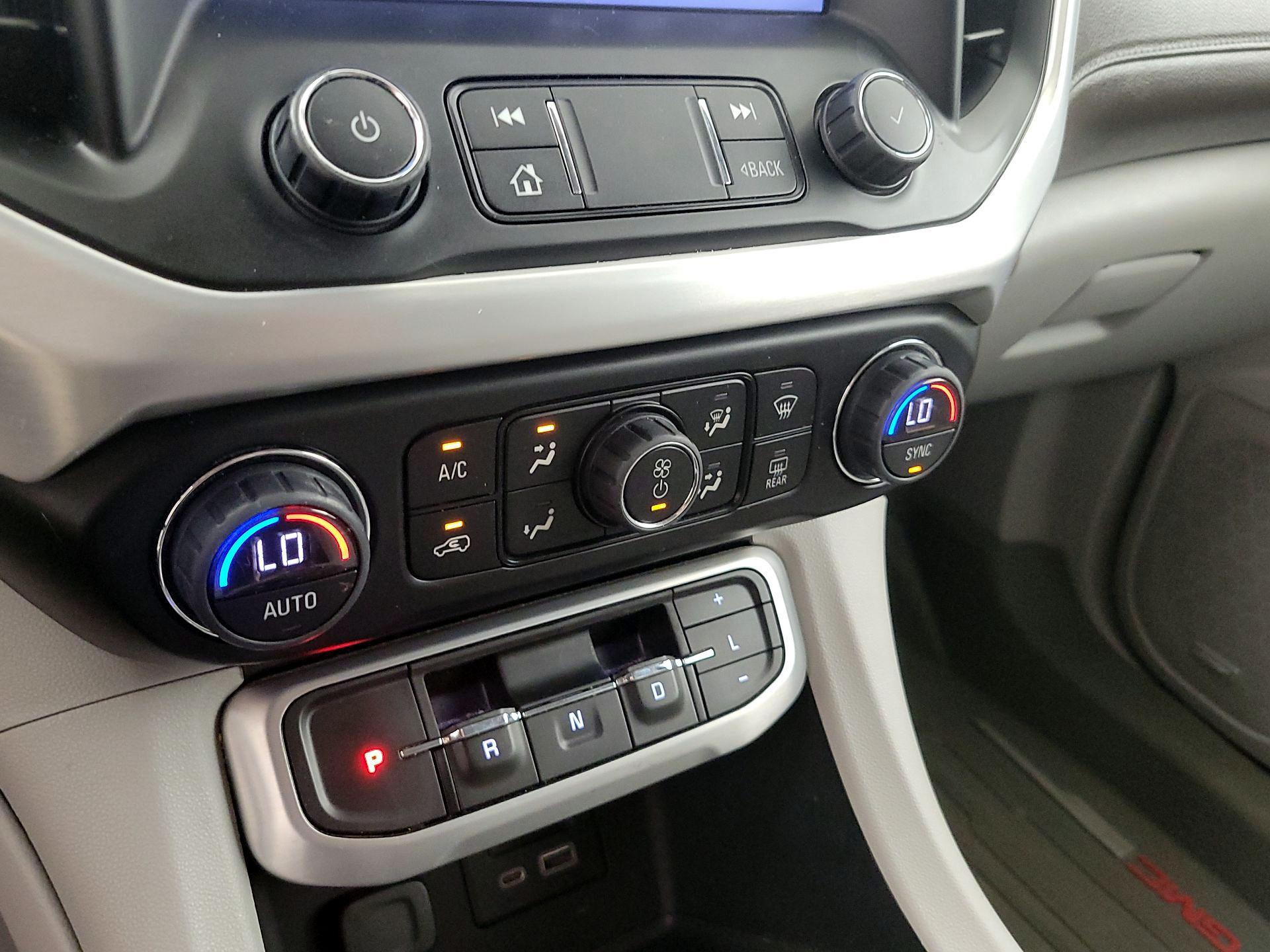 Thumbnail: 2020 GMC Acadia - 17