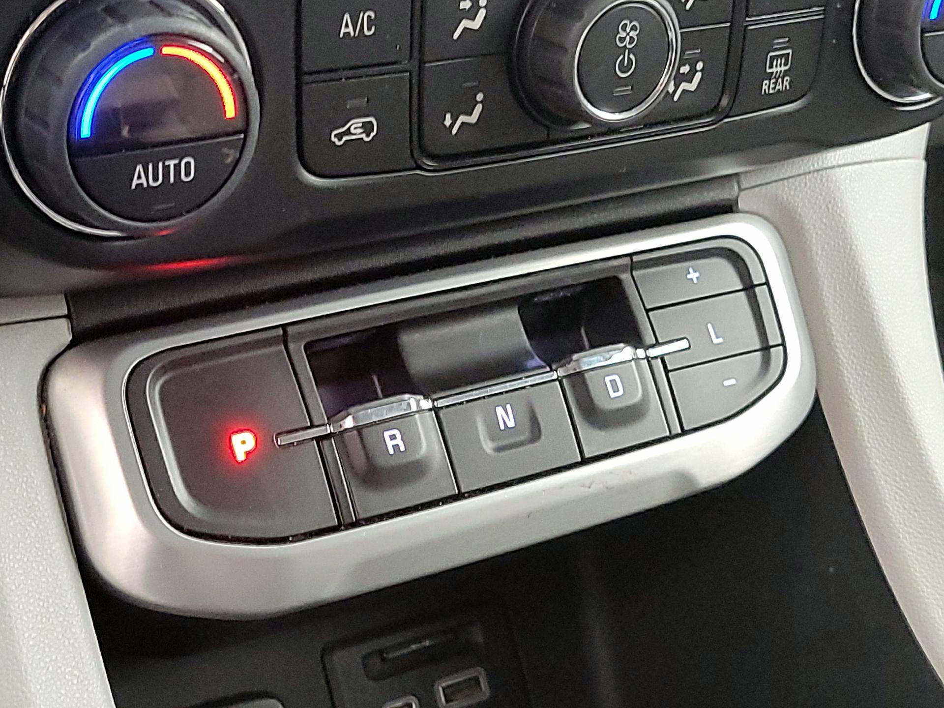 Thumbnail: 2020 GMC Acadia - 18