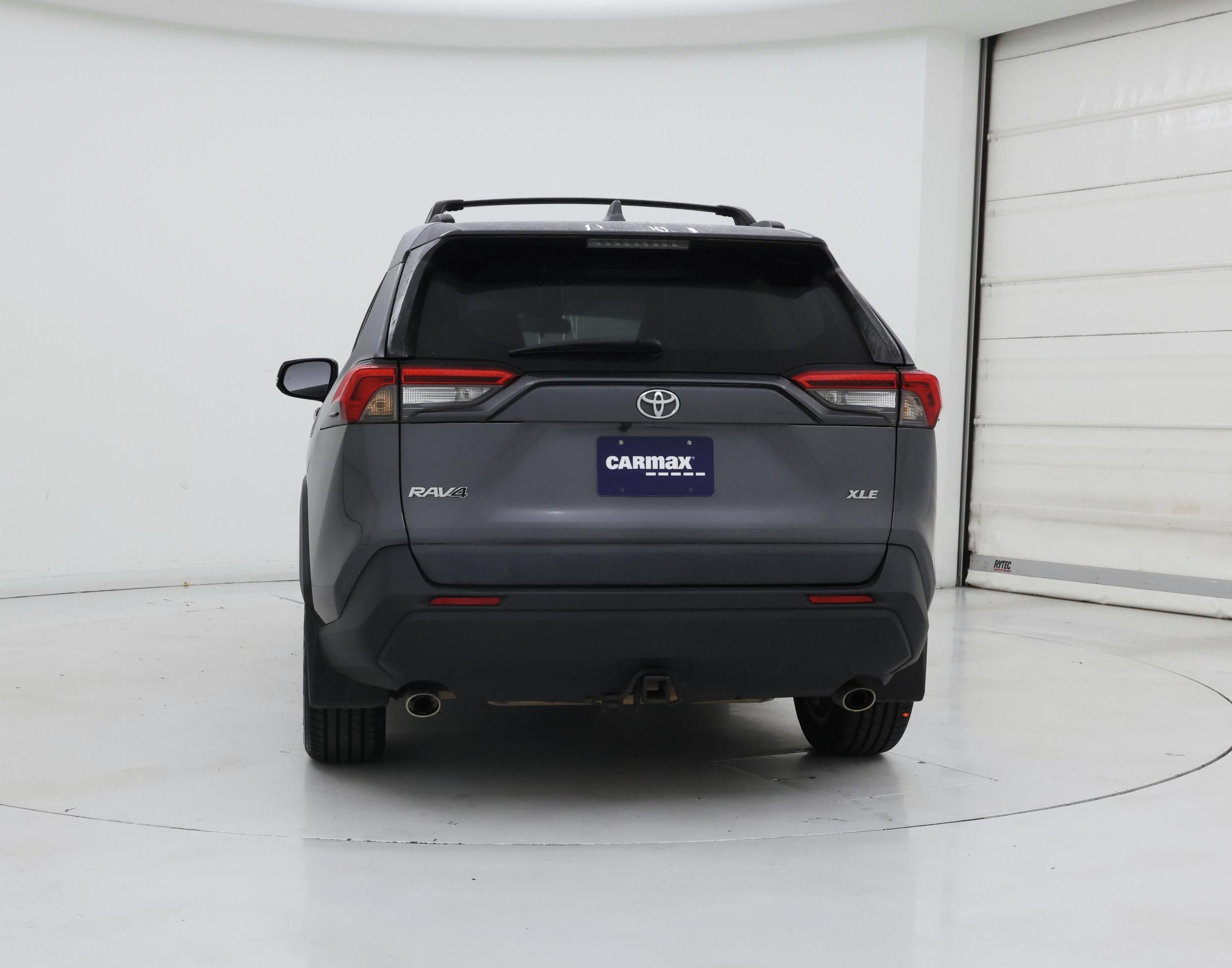 Thumbnail: 2021 Toyota RAV4 - 6