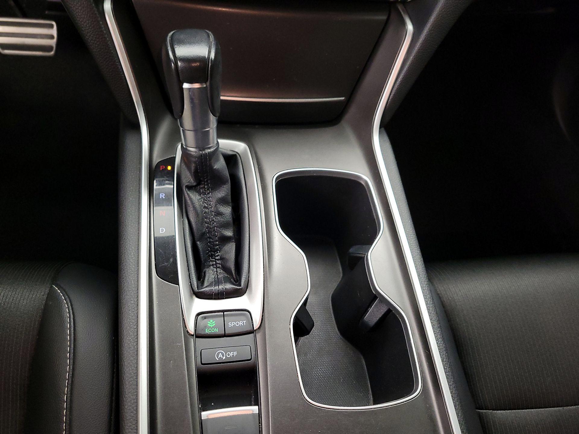 Thumbnail: 2022 Honda Accord - 17