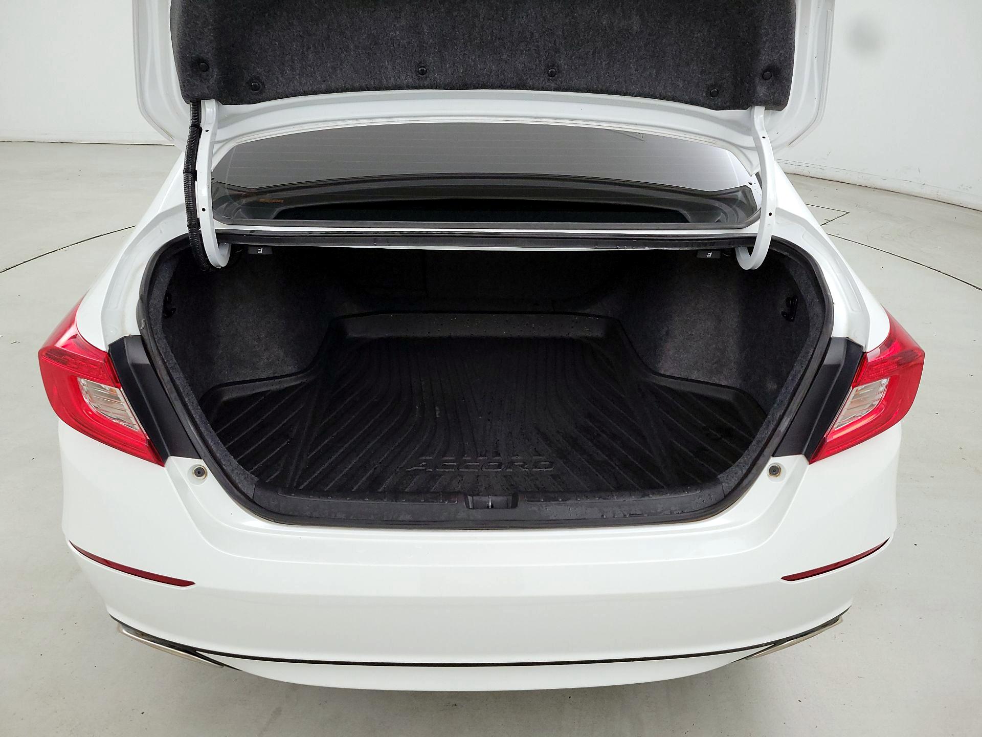 Thumbnail: 2022 Honda Accord - 20