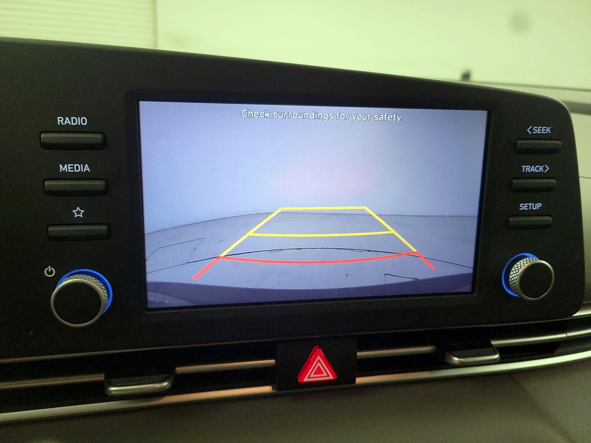 Thumbnail: 2022 Hyundai Elantra - 14