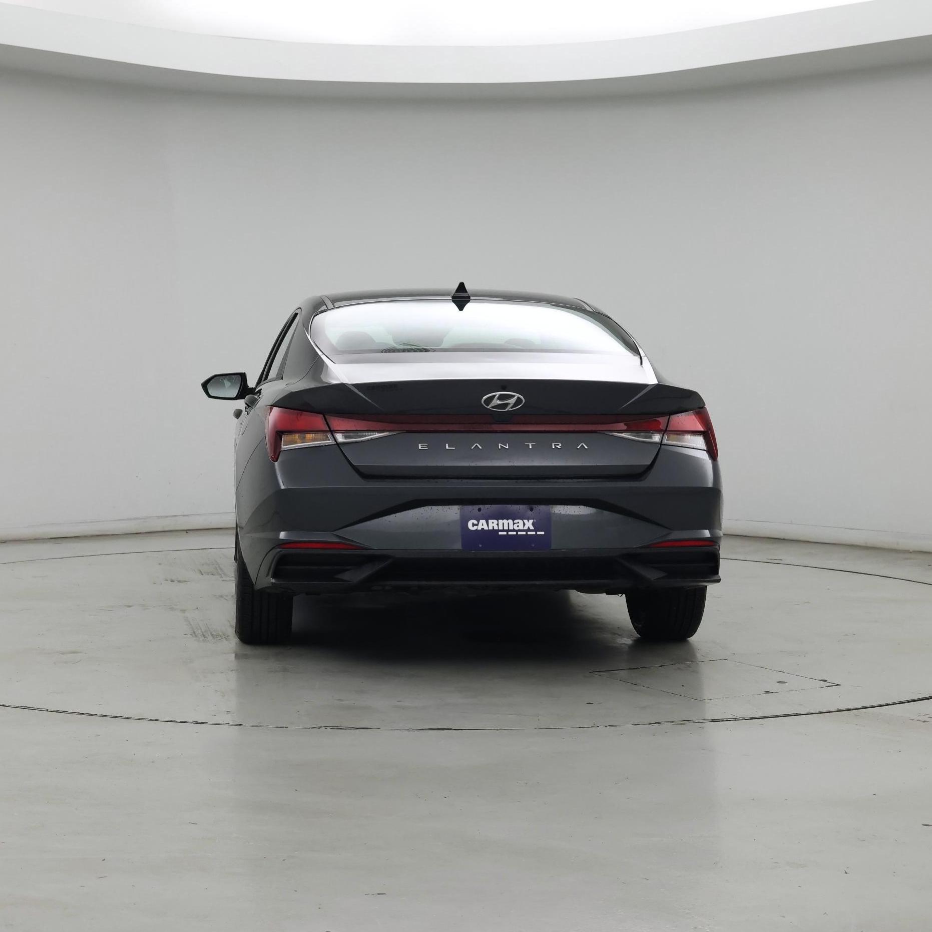 Thumbnail: 2022 Hyundai Elantra - 6