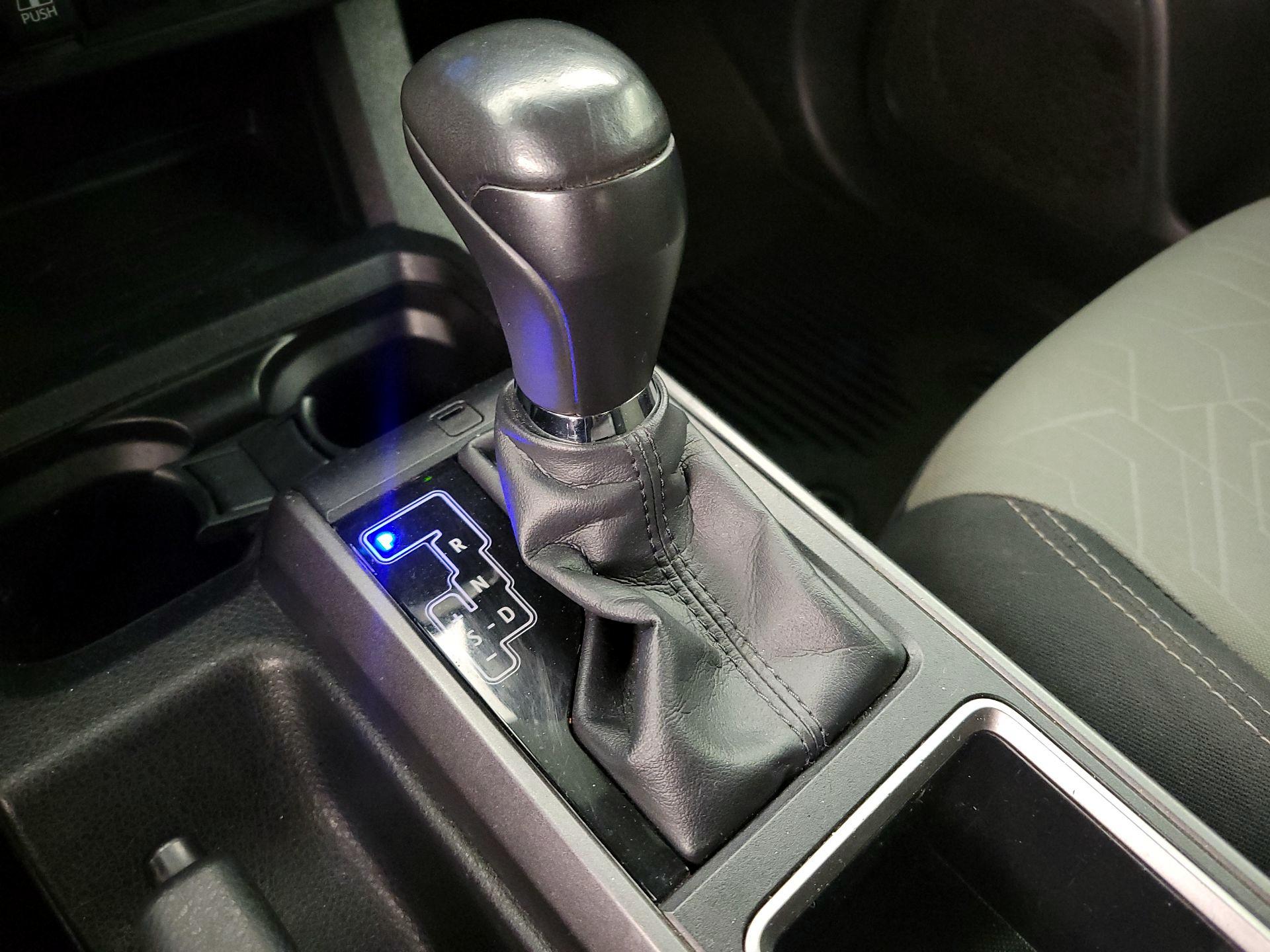 Thumbnail: 2023 Toyota Tacoma - 17