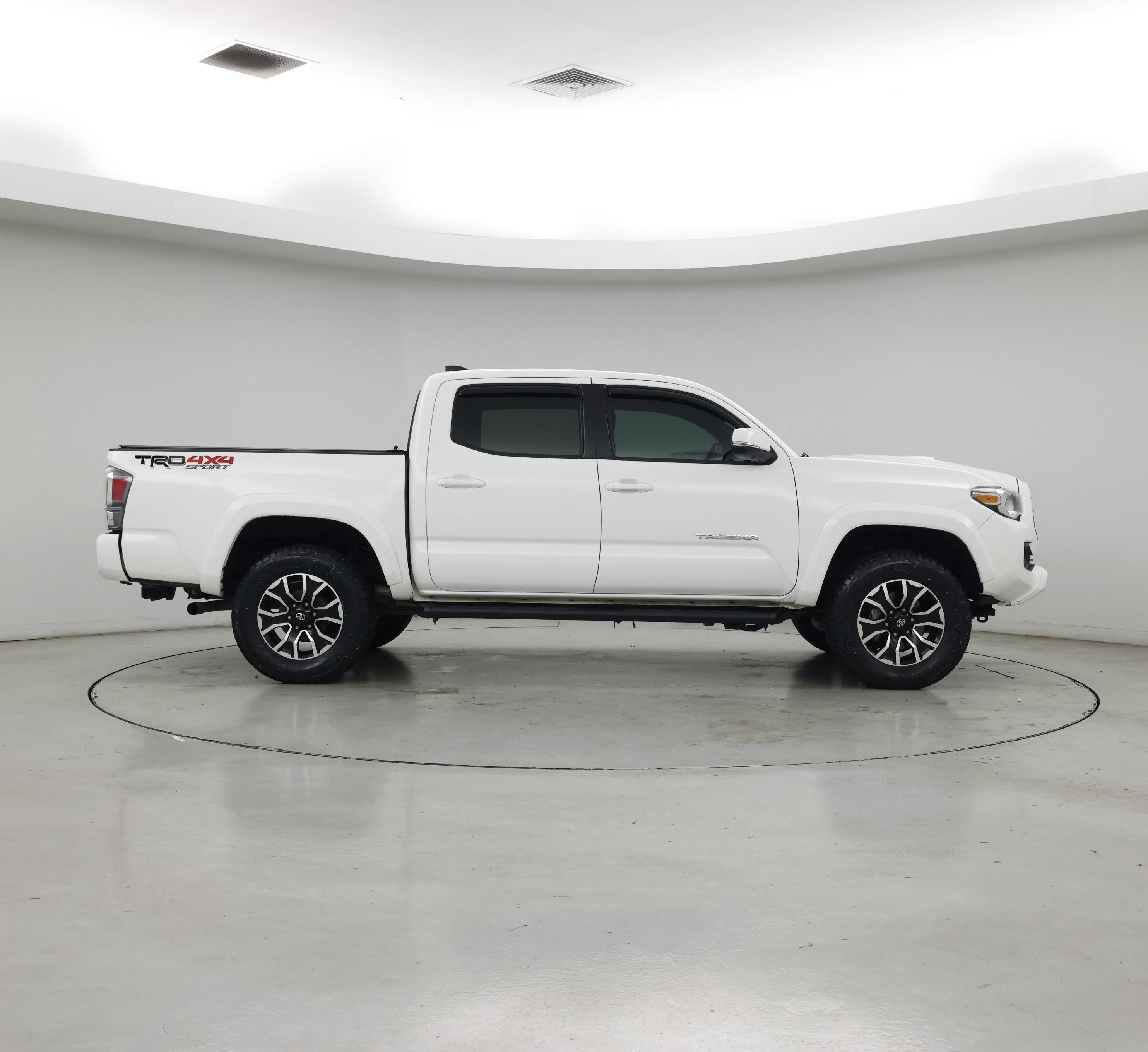 Thumbnail: 2023 Toyota Tacoma - 7