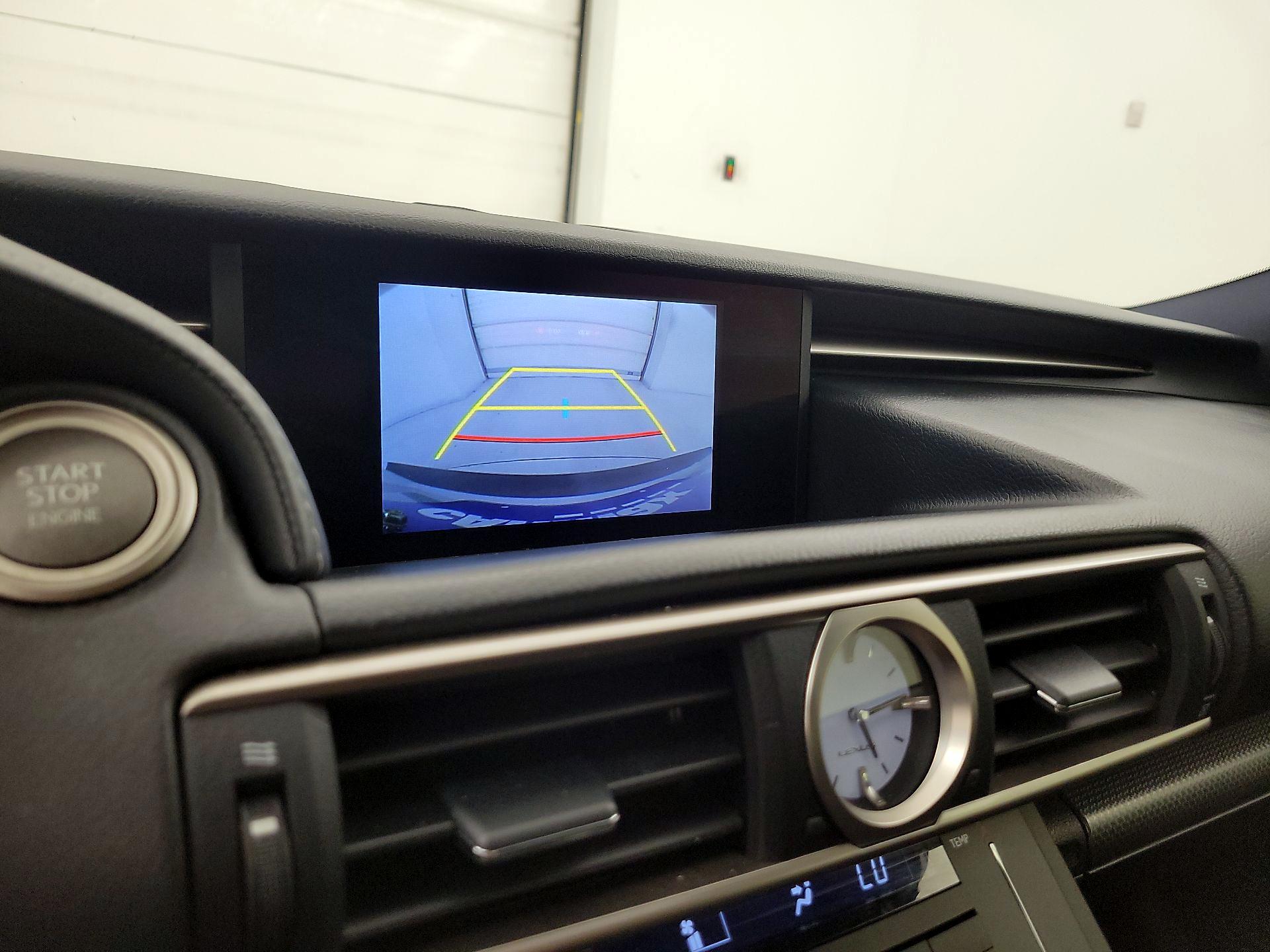 Thumbnail: 2016 Lexus RC - 15