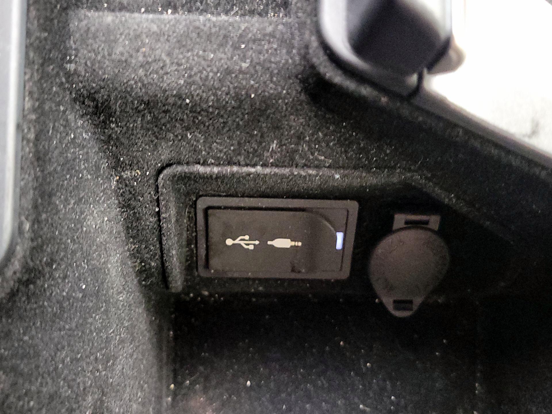 Thumbnail: 2016 Lexus RC - 19