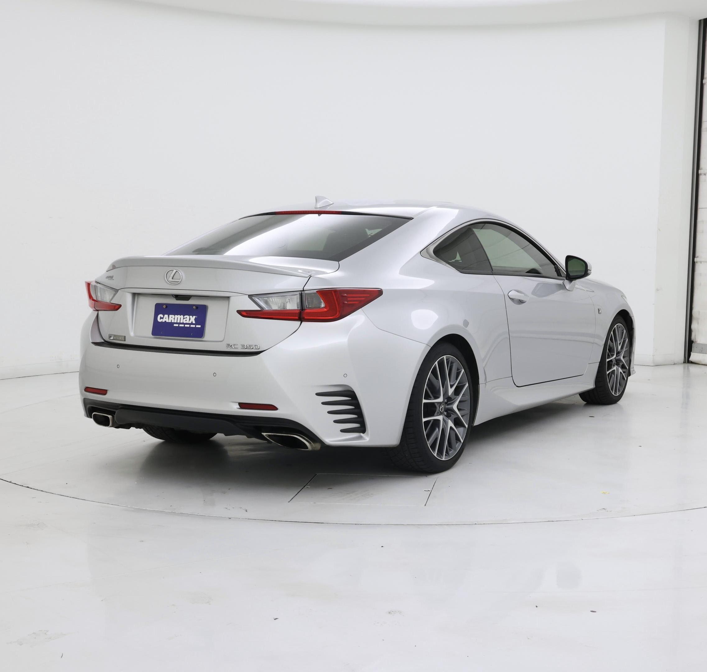 Thumbnail: 2016 Lexus RC - 8