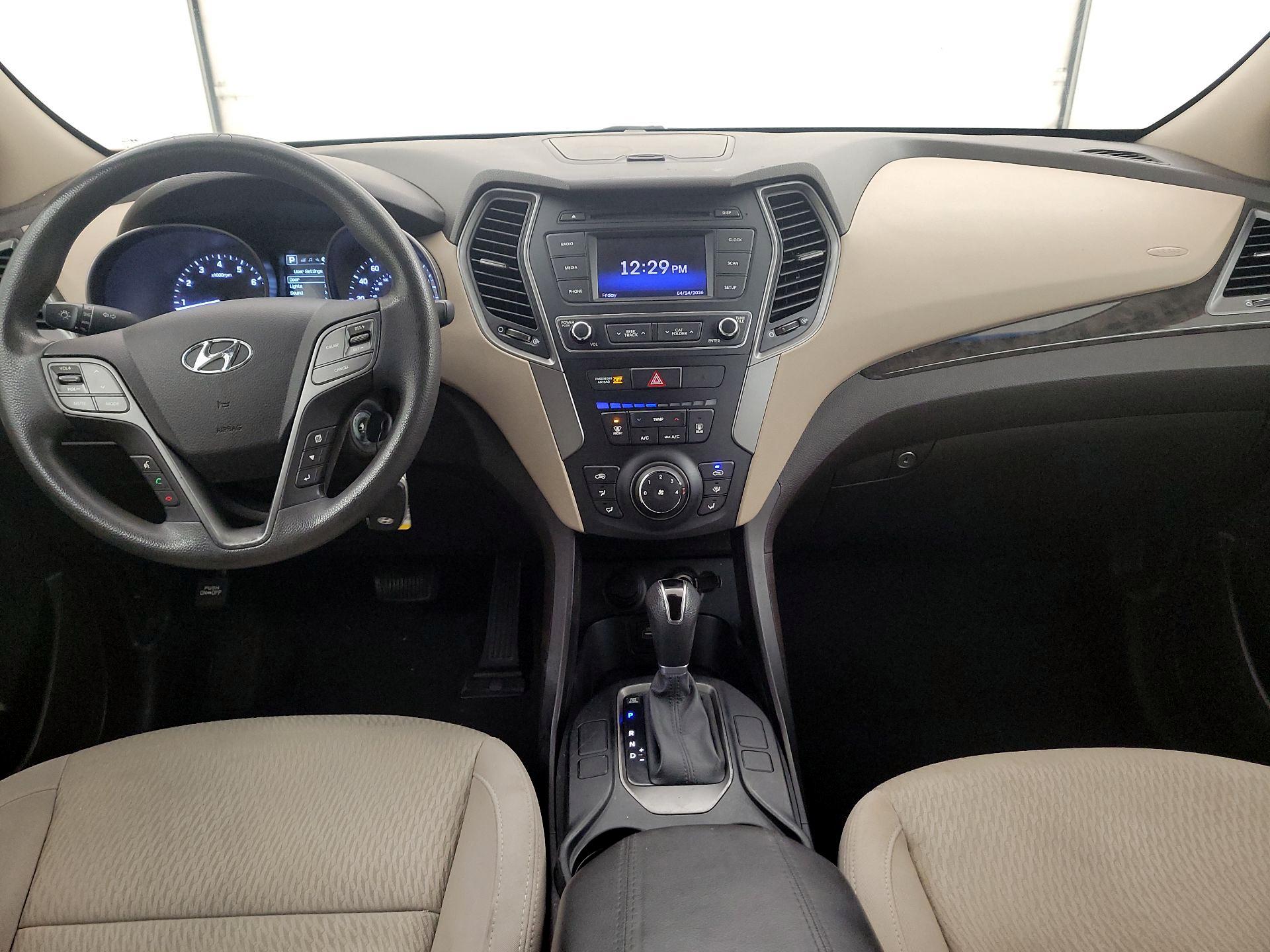 Thumbnail: 2017 Hyundai Santa Fe - 9