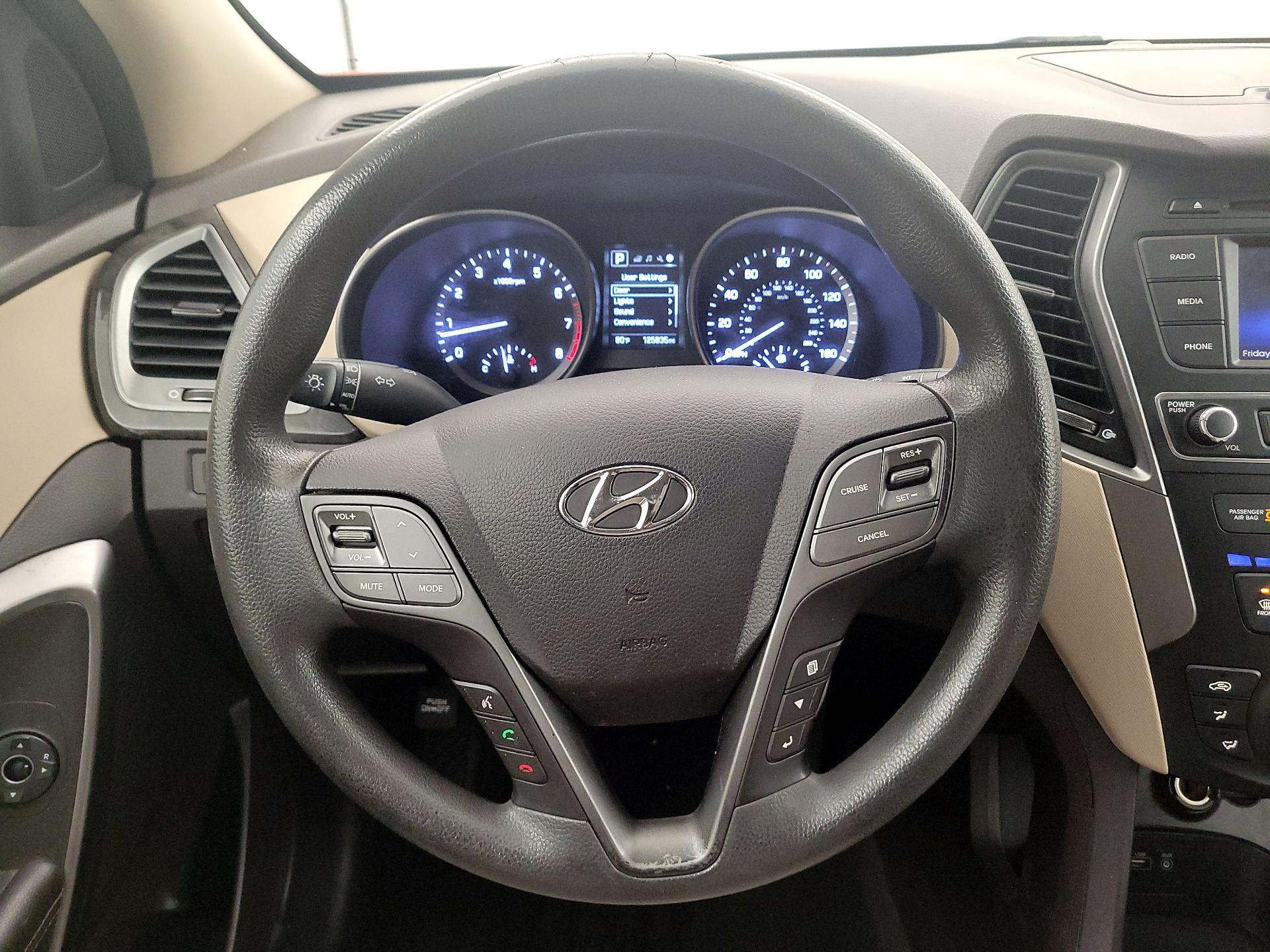 Thumbnail: 2017 Hyundai Santa Fe - 10