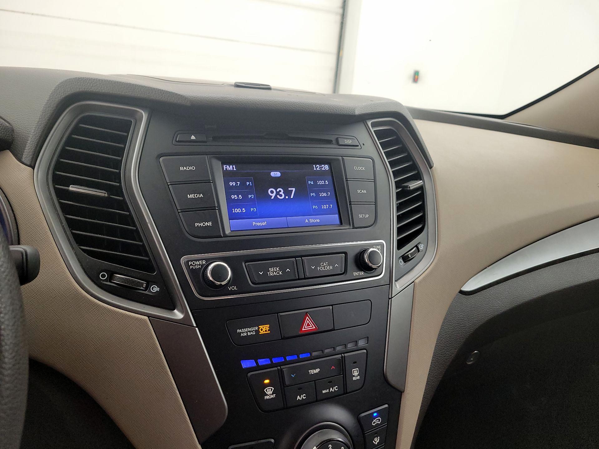 Thumbnail: 2017 Hyundai Santa Fe - 15