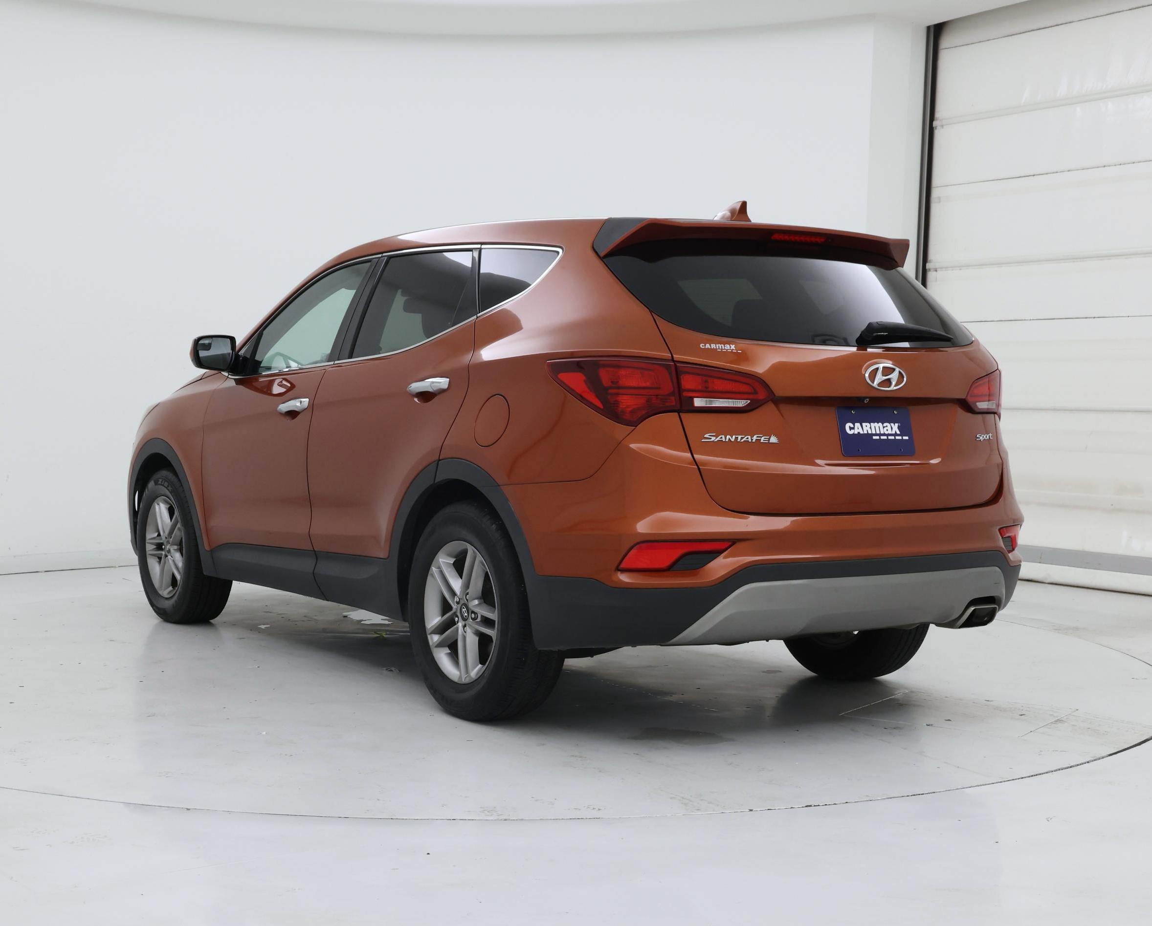 Thumbnail: 2017 Hyundai Santa Fe - 2