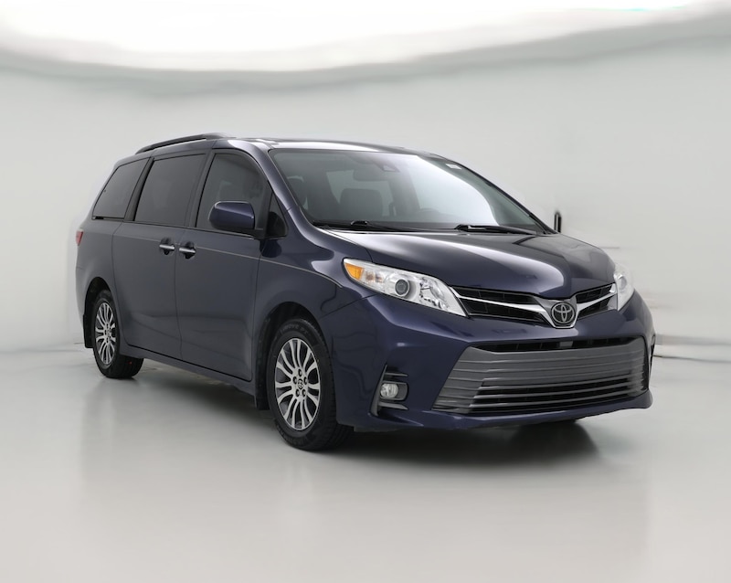 2020 Toyota Sienna XLE