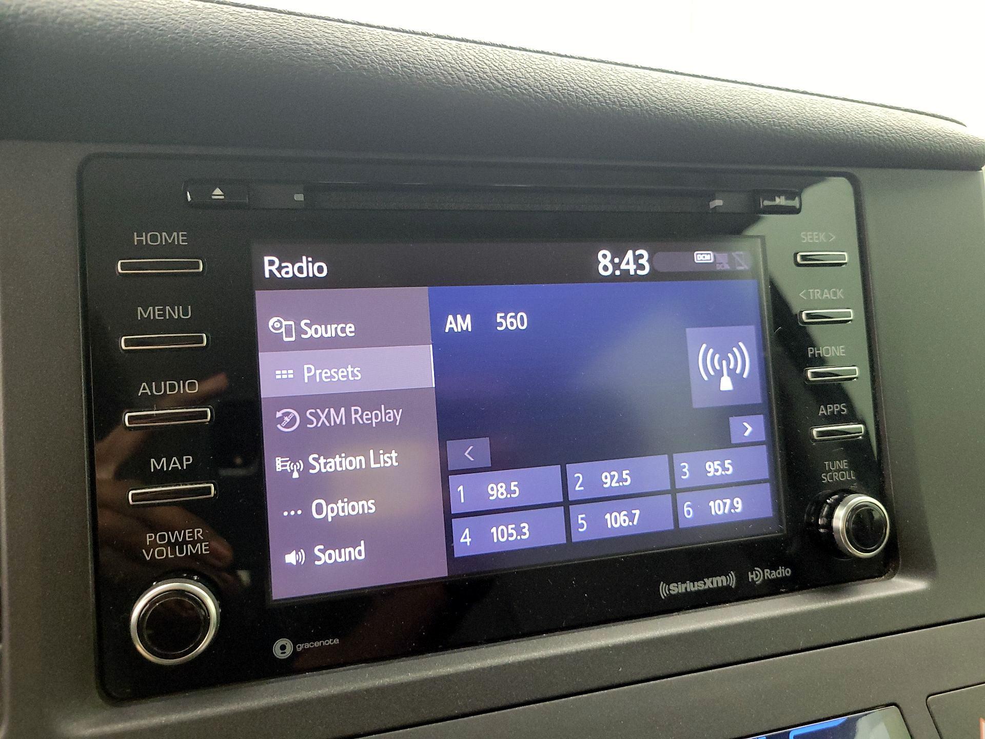 Thumbnail: 2020 Toyota Sienna - 15