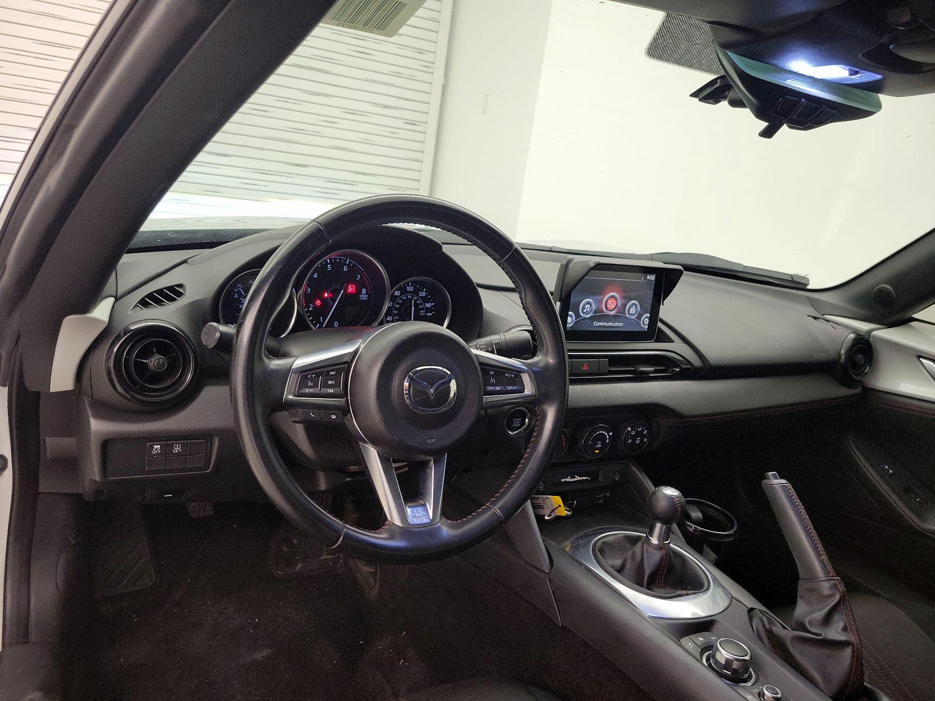 Thumbnail: 2016 Mazda MX-5 Miata - 9