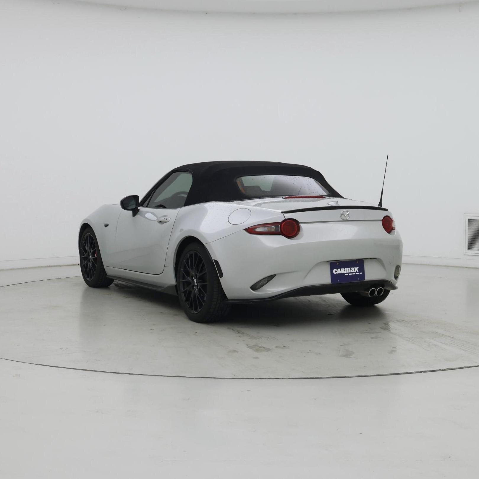 Thumbnail: 2016 Mazda MX-5 Miata - 2