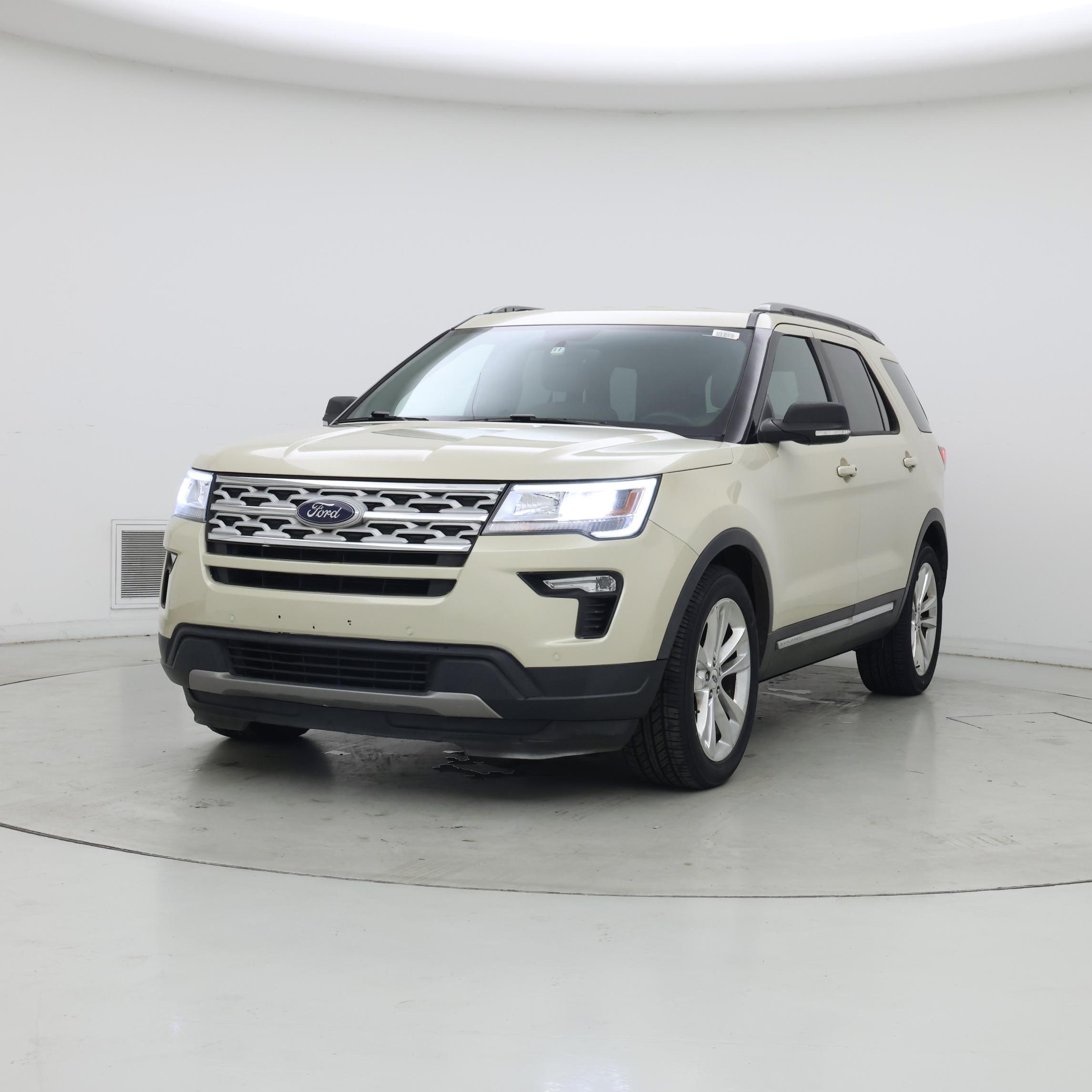 Thumbnail: 2018 Ford Explorer - 4