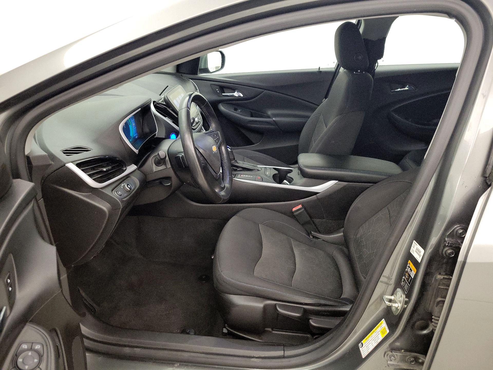 Thumbnail: 2017 Chevrolet Volt - 11