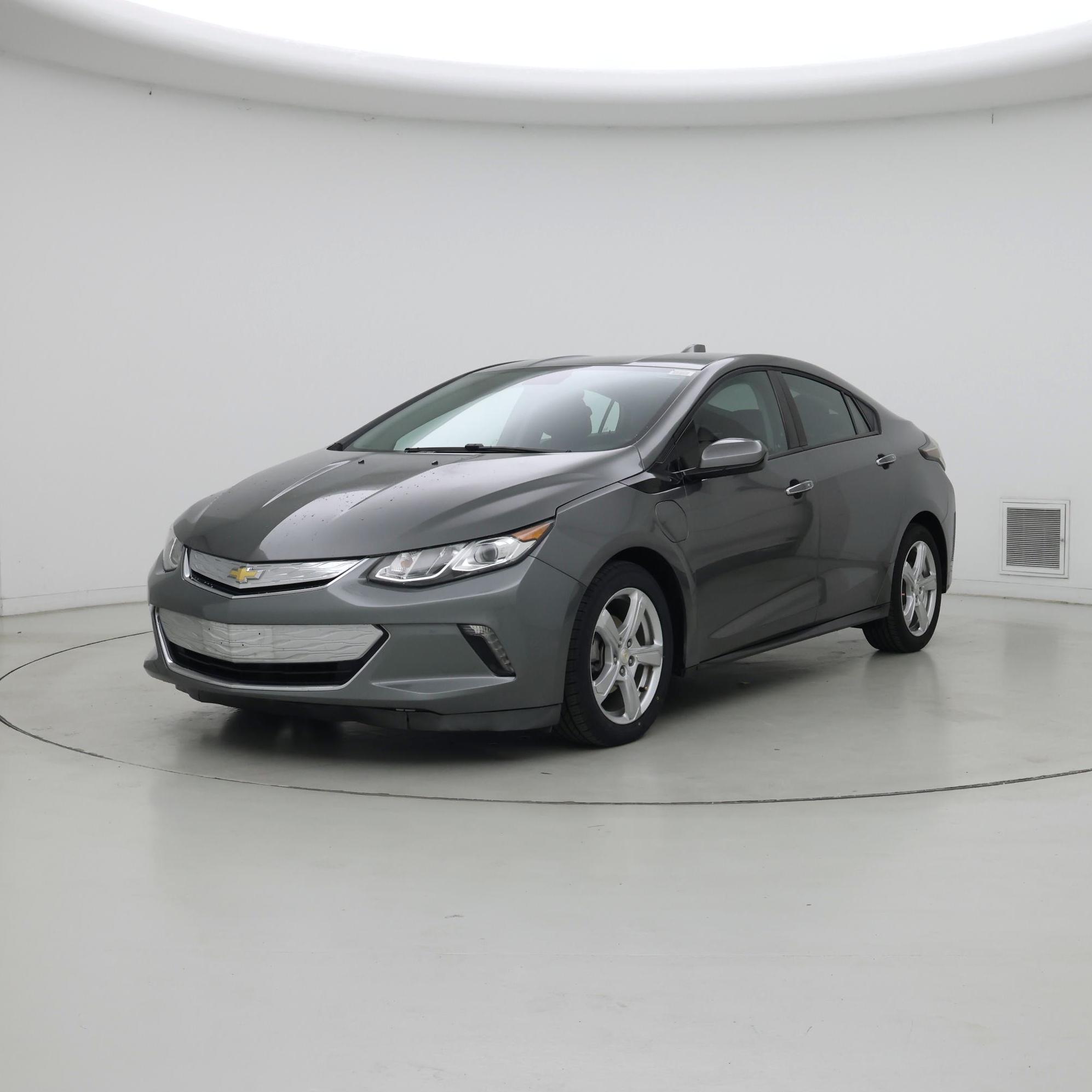 Thumbnail: 2017 Chevrolet Volt - 4