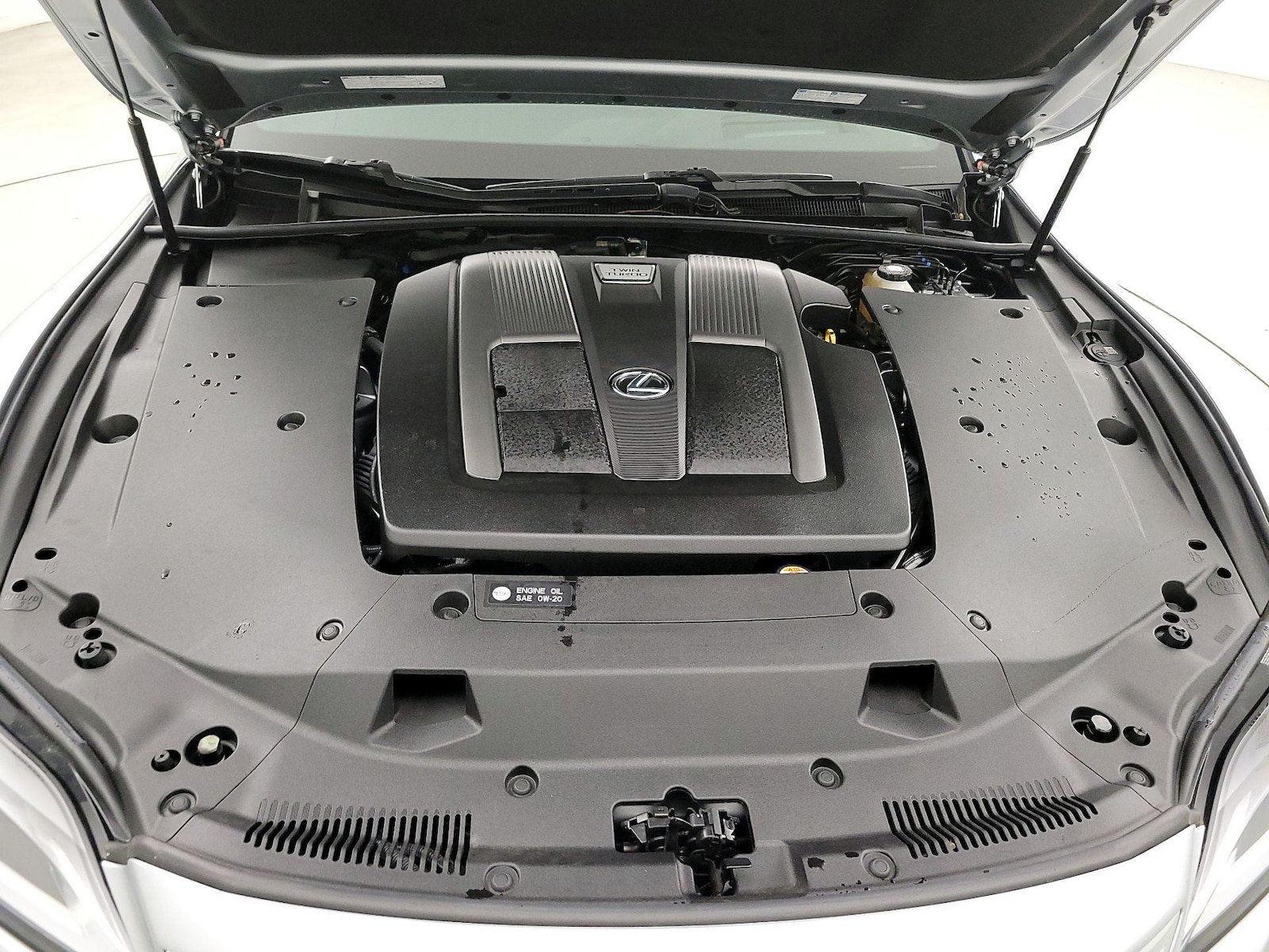 2025 Lexus LS Base - Photo 23