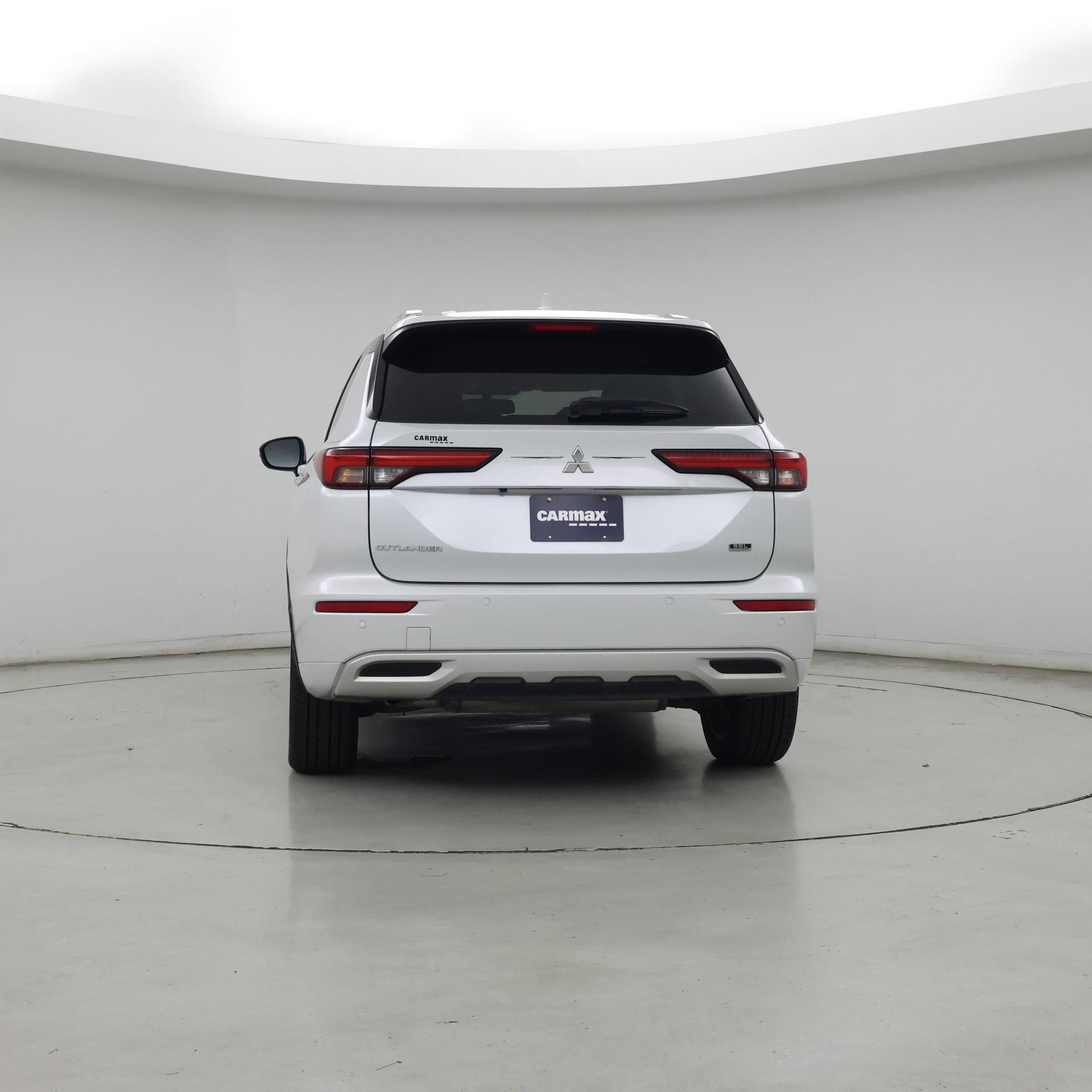 Thumbnail: 2022 Mitsubishi Outlander - 6