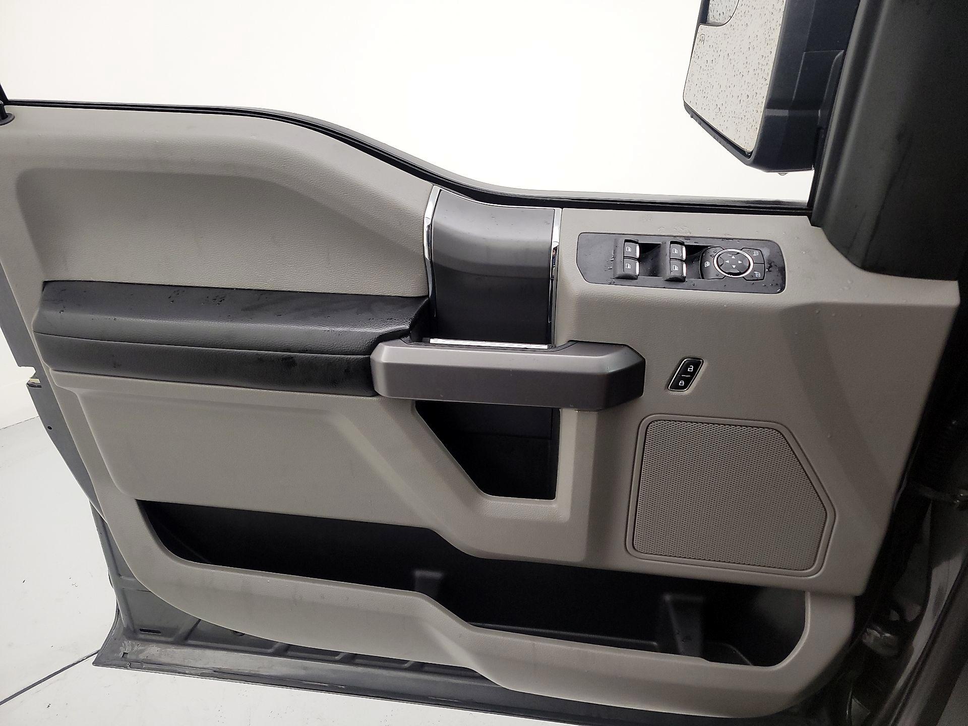 Thumbnail: 2019 Ford F-150 - 12