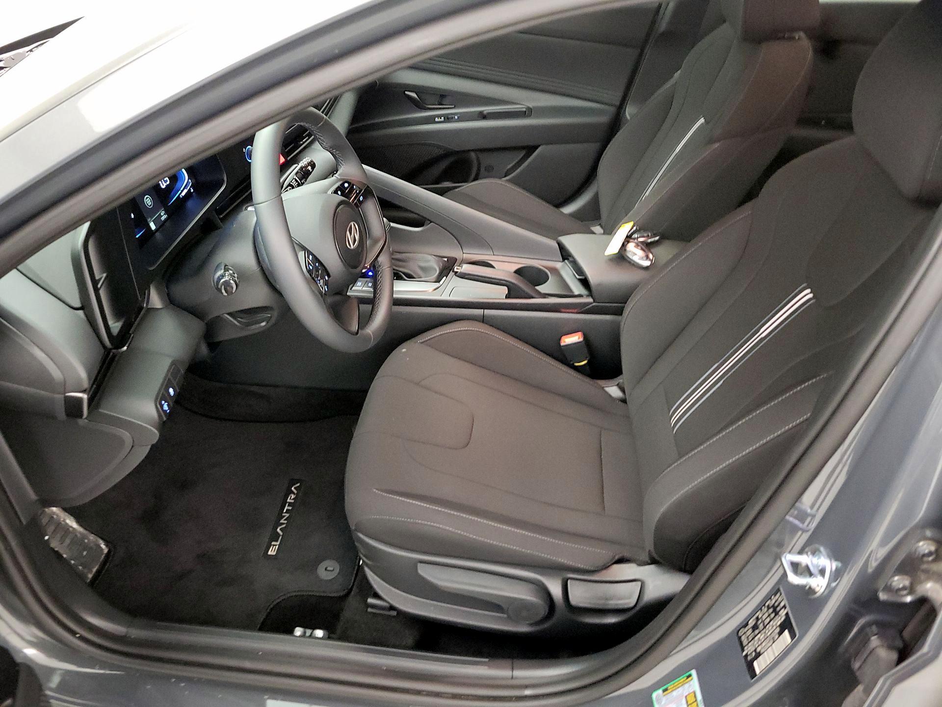 Thumbnail: 2026 Hyundai Elantra - 11