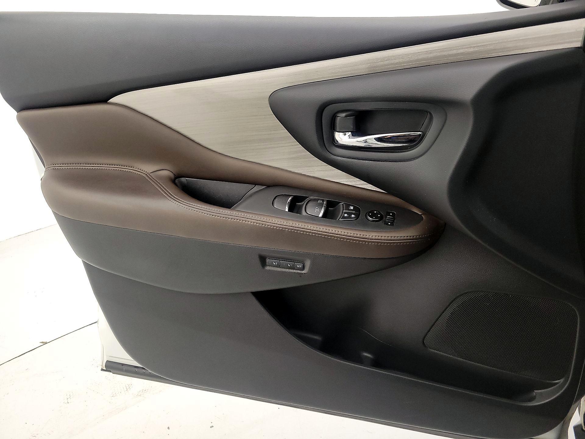 Thumbnail: 2015 Nissan Murano - 12