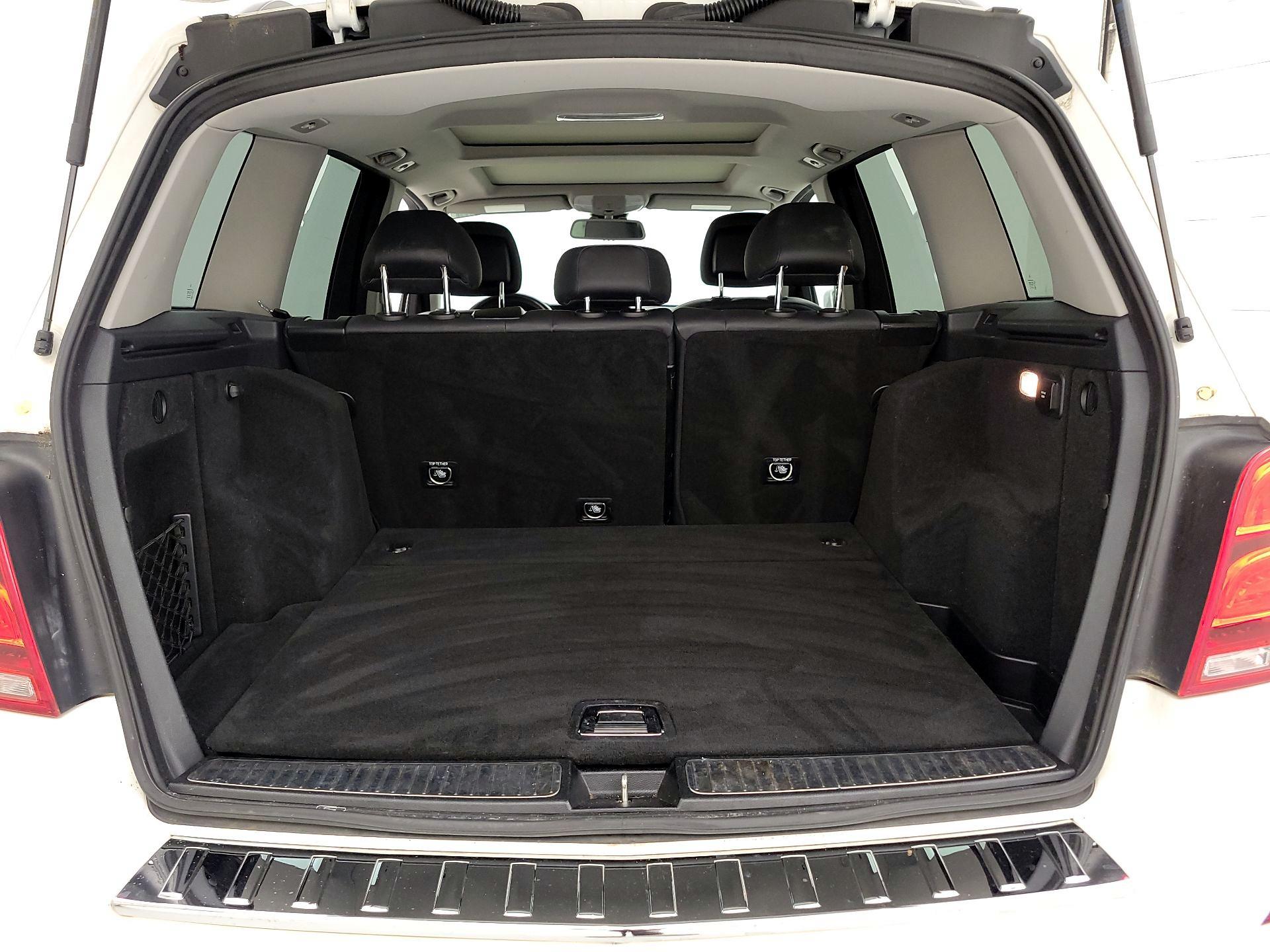 Thumbnail: 2015 Mercedes-Benz GLK - 20