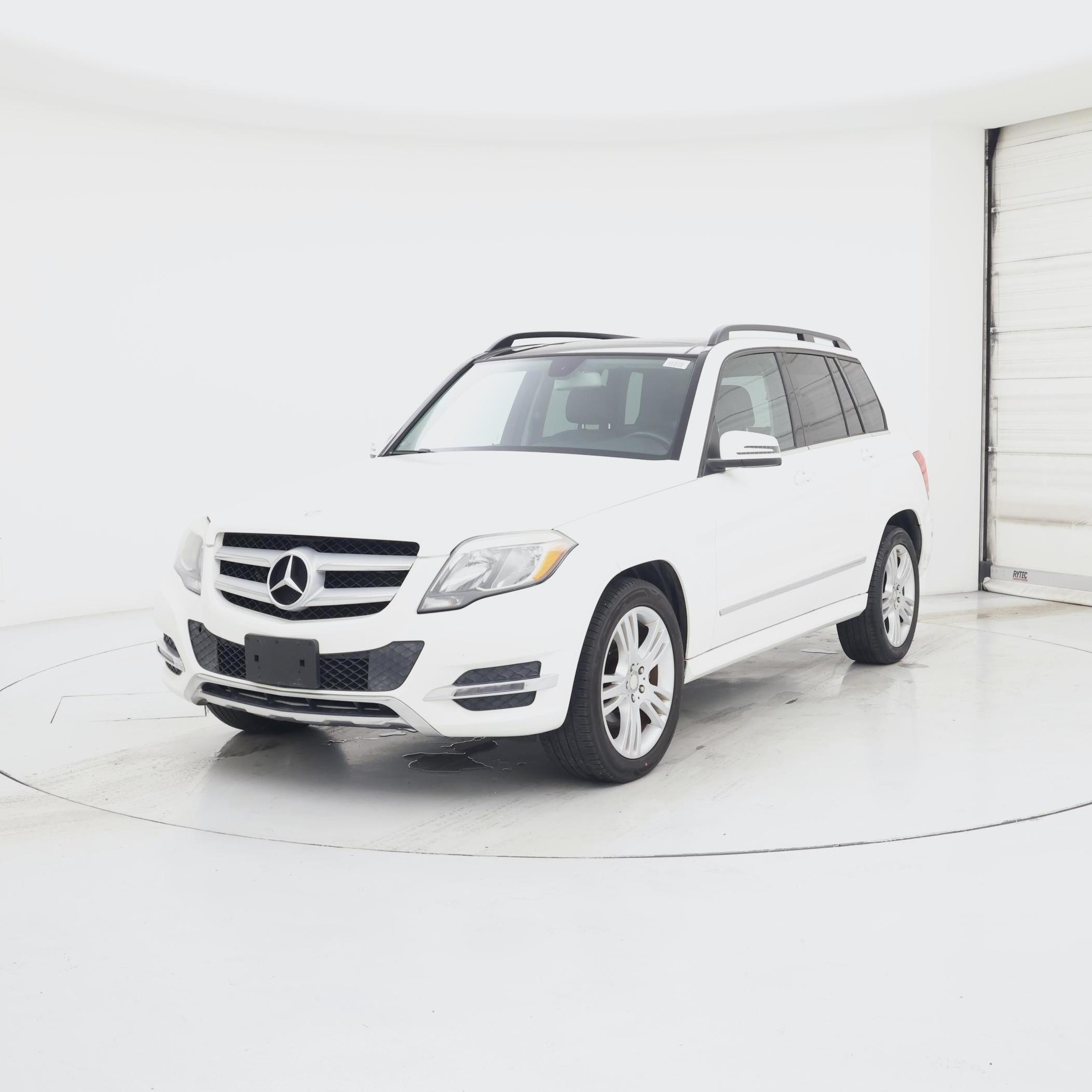 Thumbnail: 2015 Mercedes-Benz GLK - 4