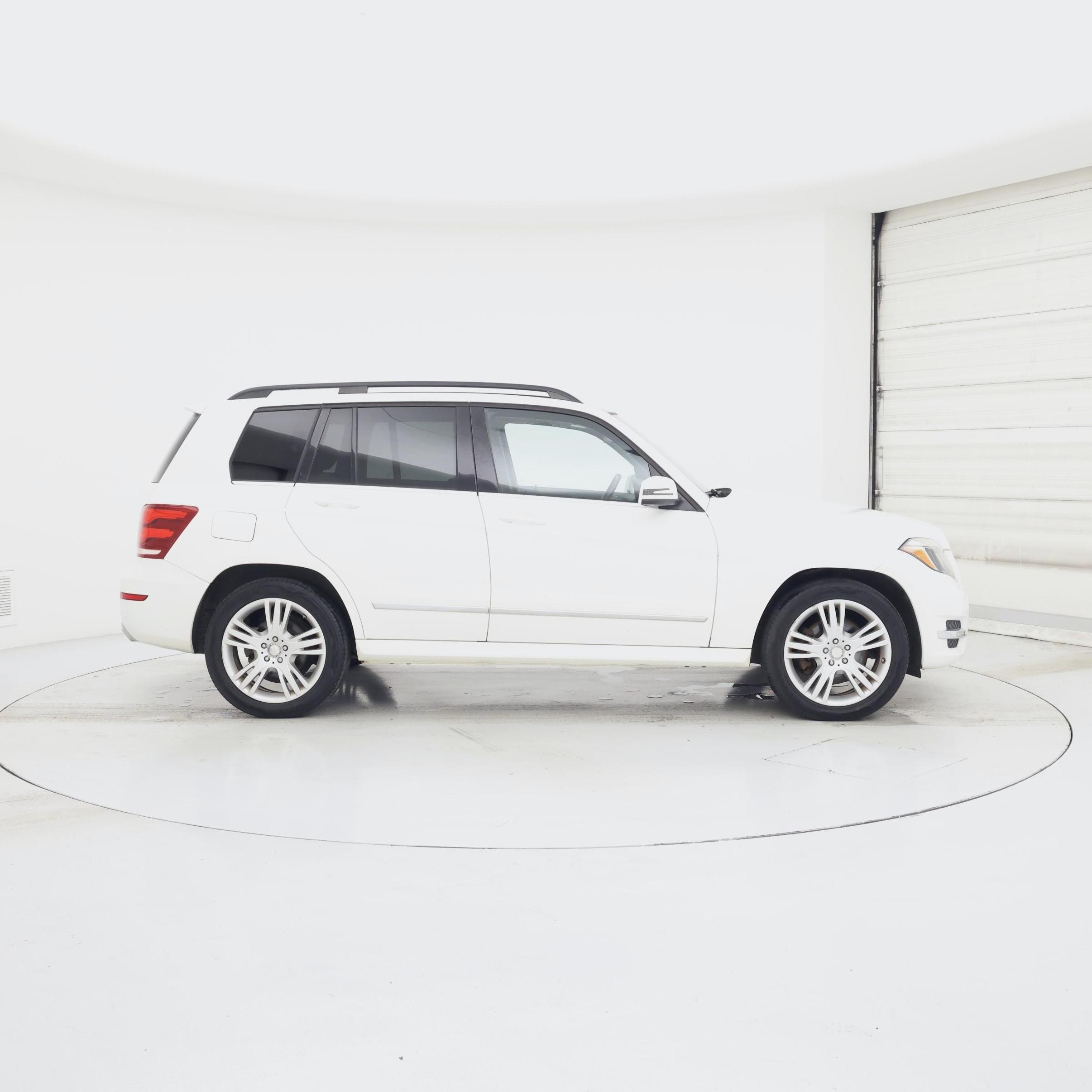 Thumbnail: 2015 Mercedes-Benz GLK - 7