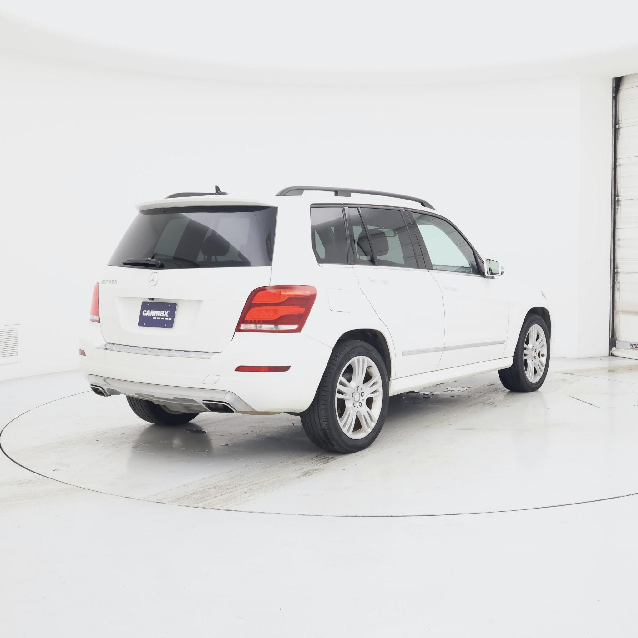 Thumbnail: 2015 Mercedes-Benz GLK - 8