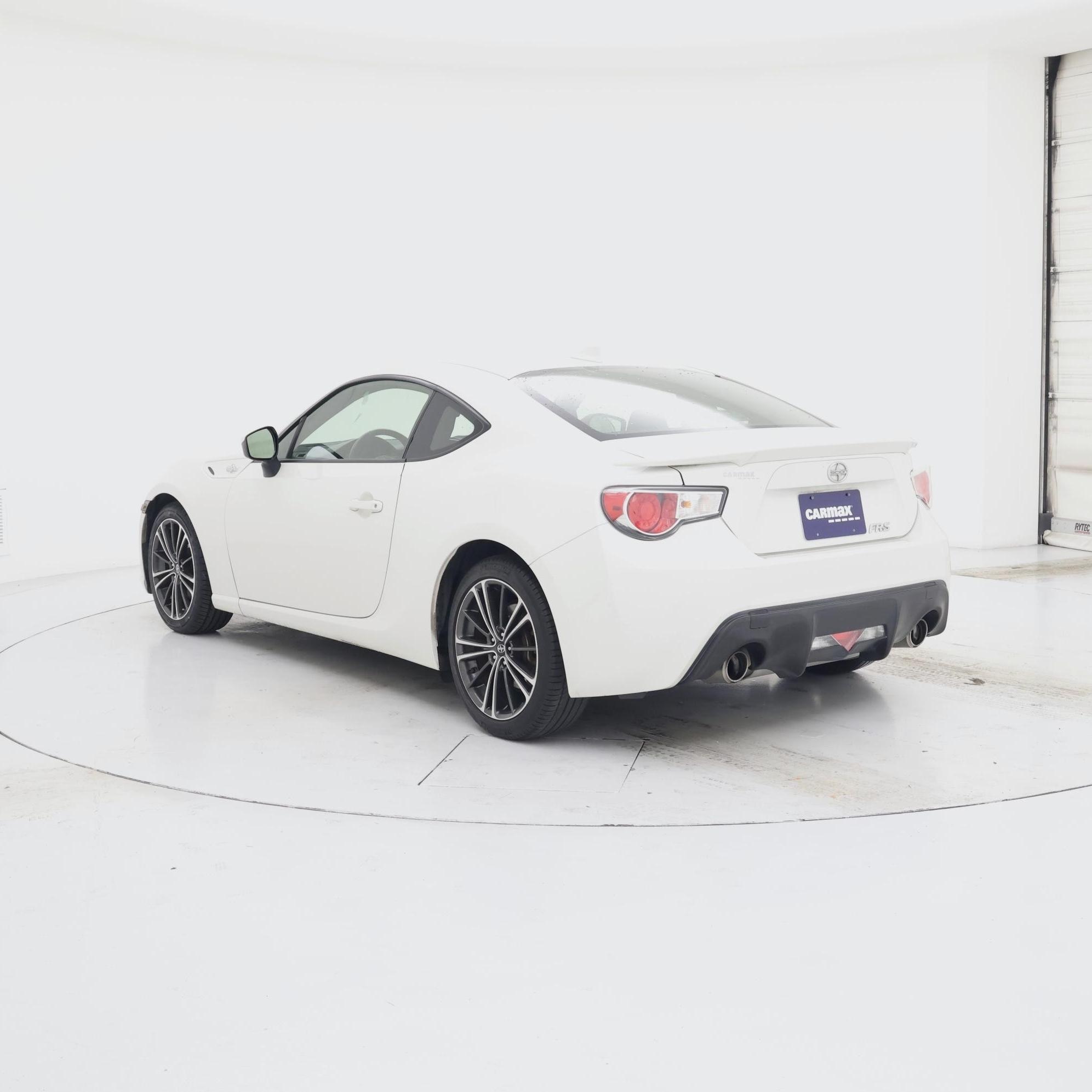 Thumbnail: 2015 Scion FR-S - 2