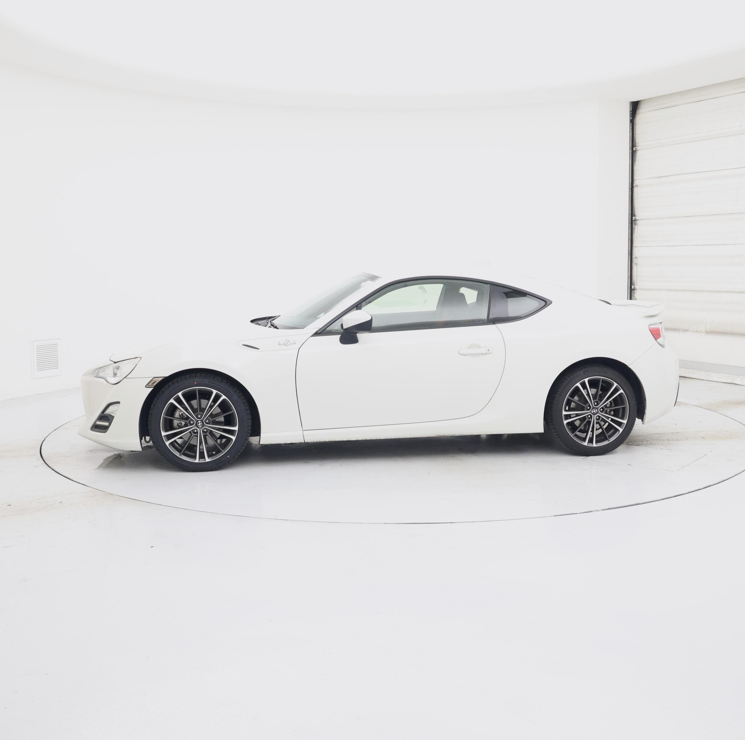 Thumbnail: 2015 Scion FR-S - 3