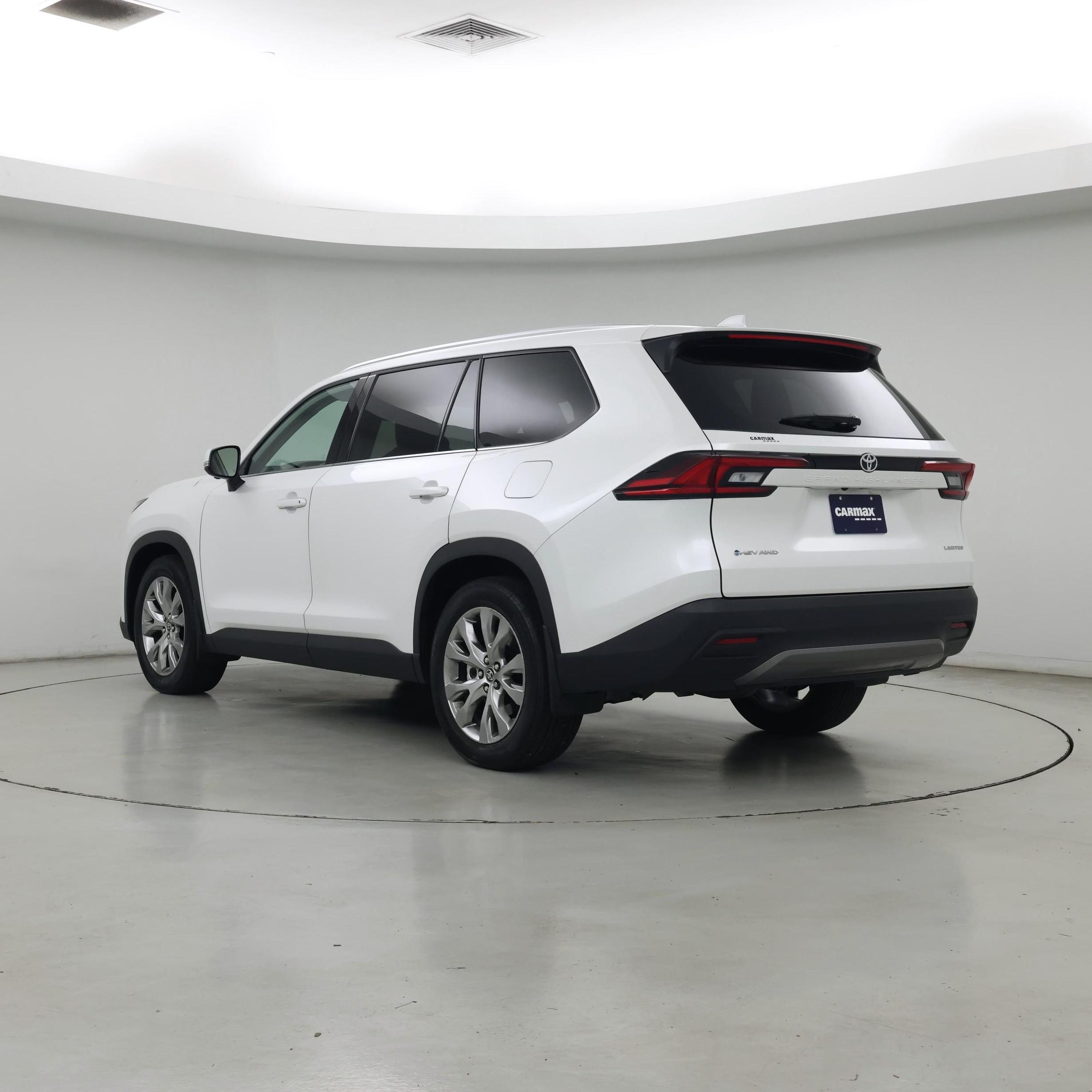 Thumbnail: 2026 Toyota Highlander - 2