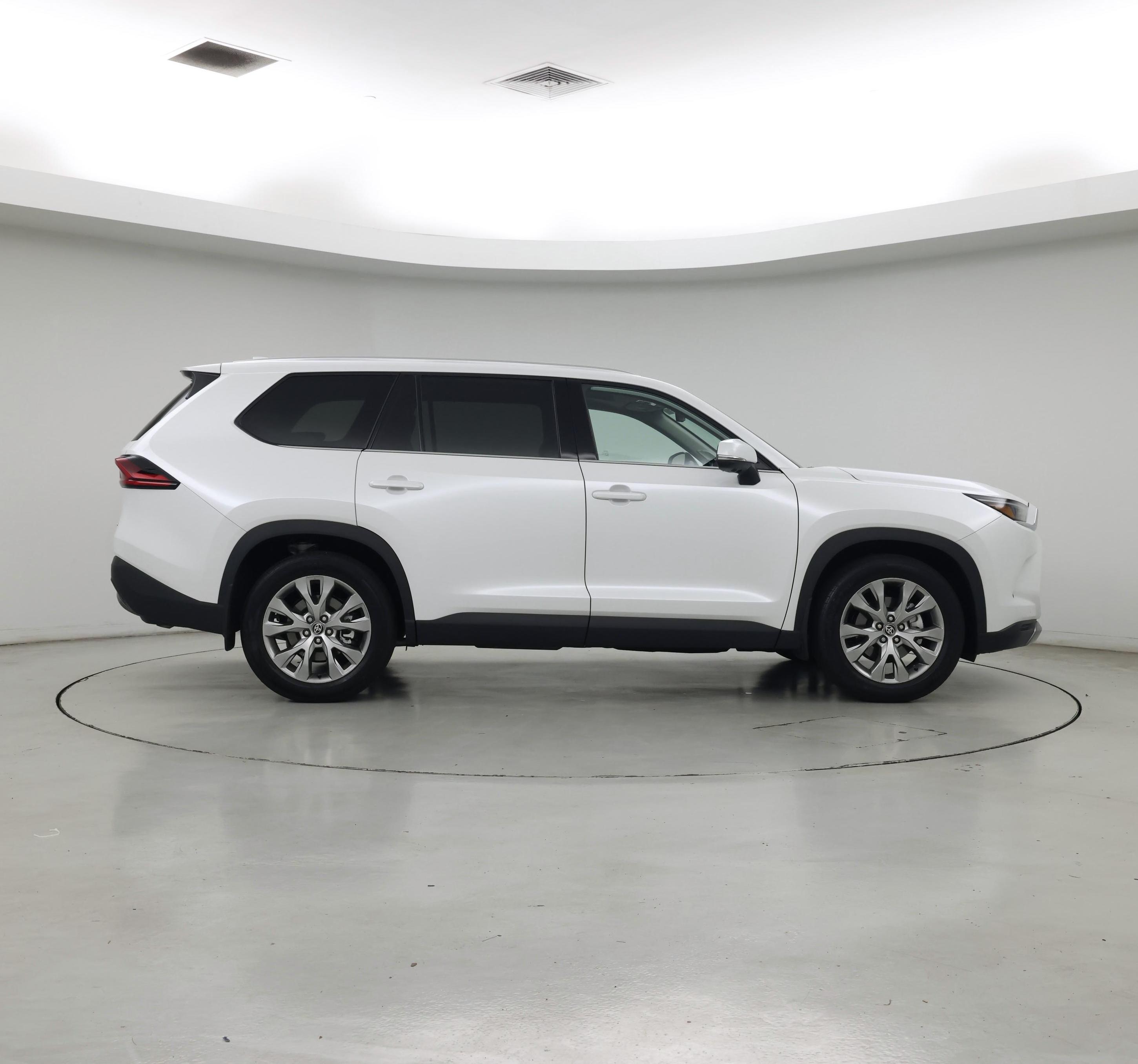 Thumbnail: 2026 Toyota Highlander - 7