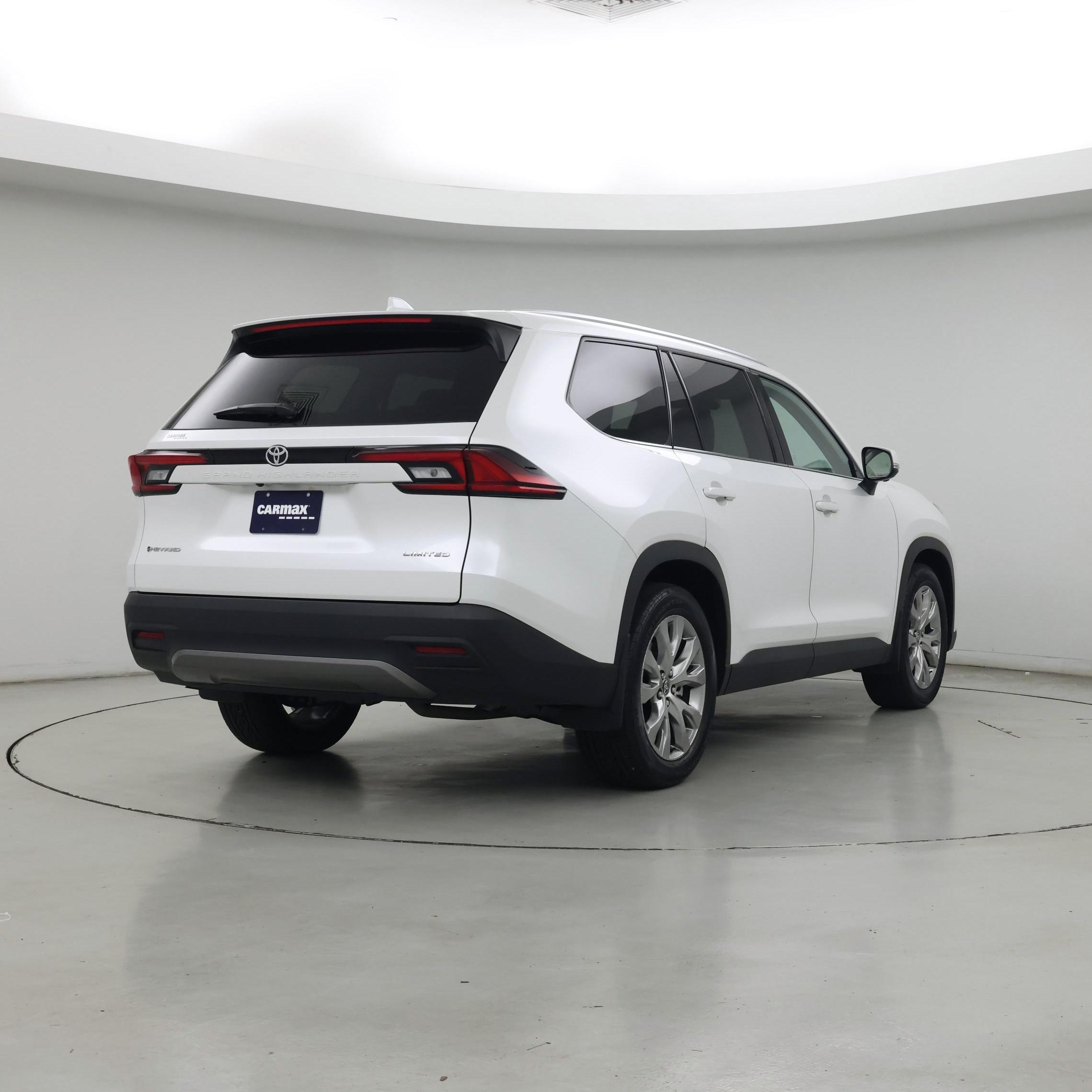 Thumbnail: 2026 Toyota Highlander - 8