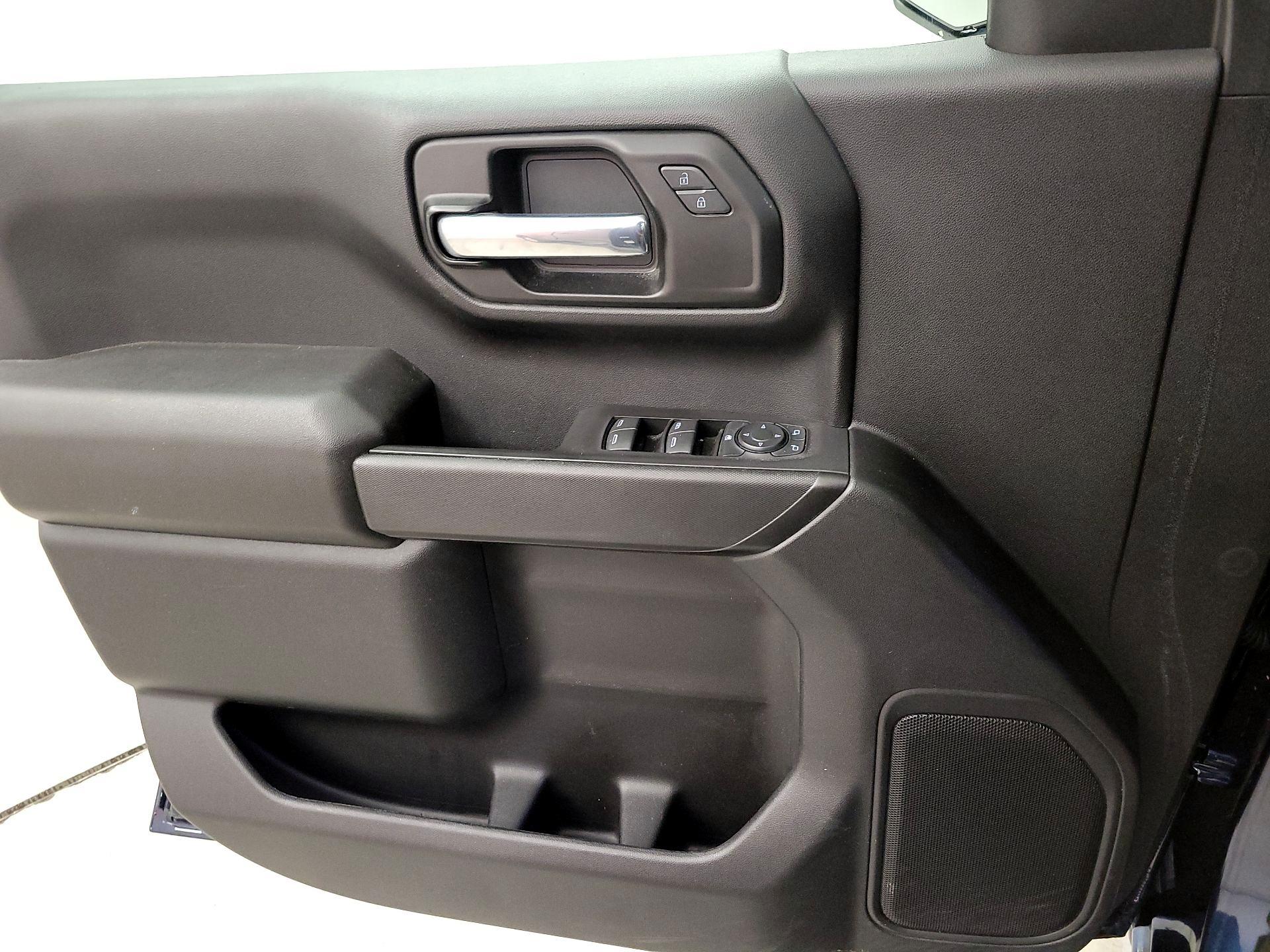 Thumbnail: 2021 Chevrolet Silverado 1500 - 12